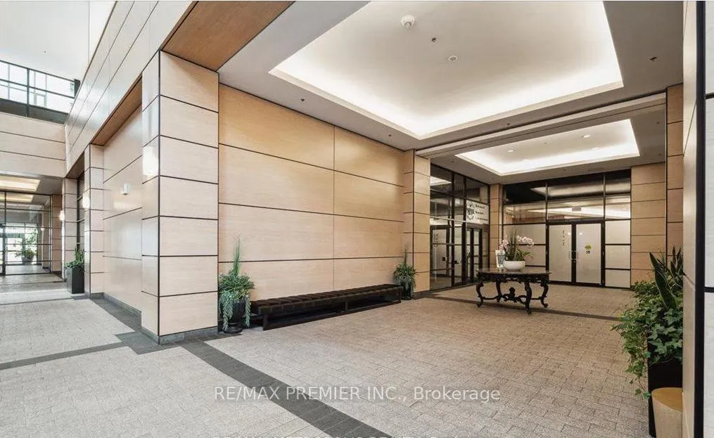 Photo 8 of Unit 2807, 2910 Highway 7, Vaughan, Concord — HOMEH