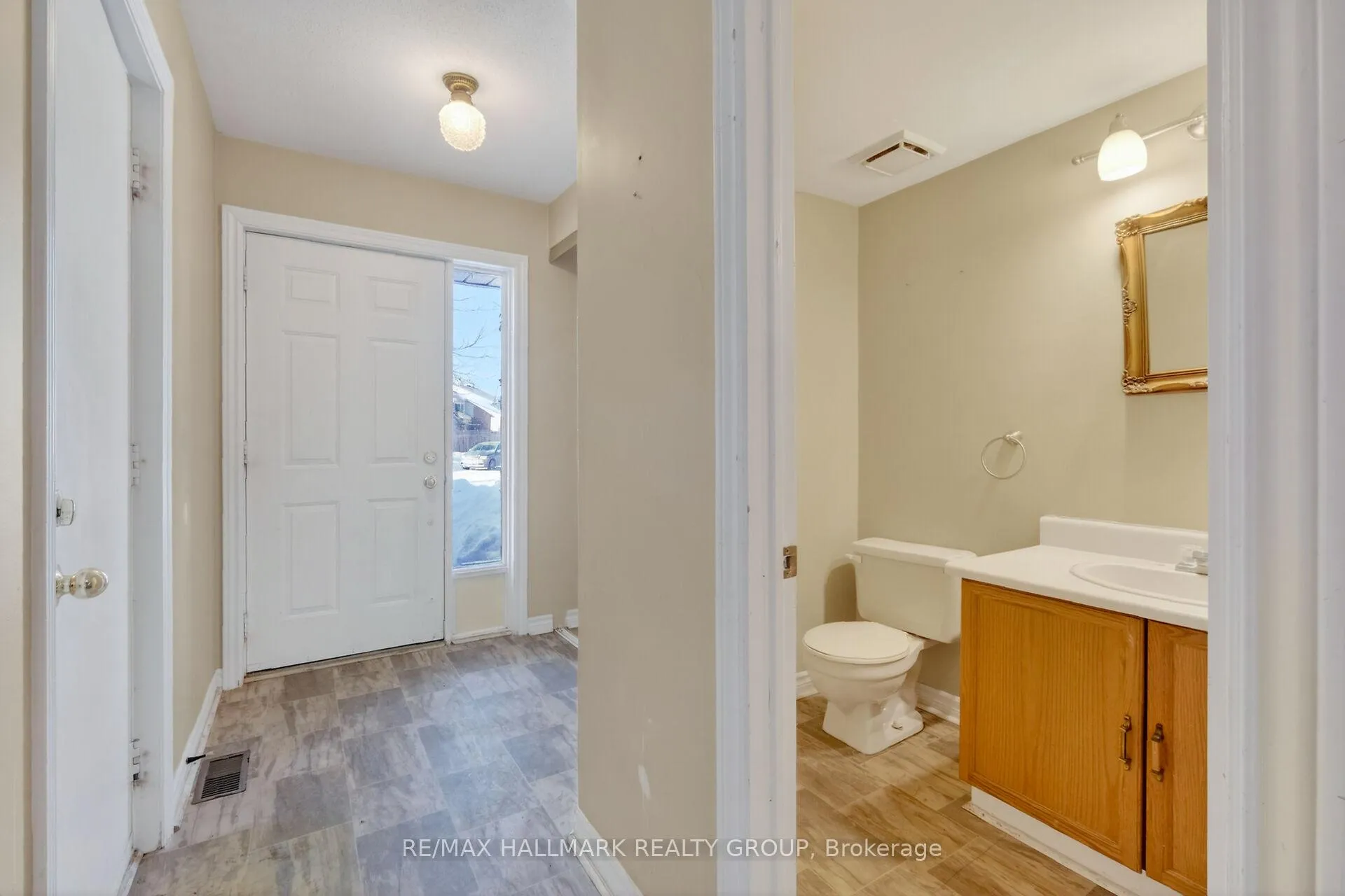Photo 4 of 40 Bridgewater Terrace, Ottawa, Barrhaven - Cedargrove/Fraserdale — HOMEH