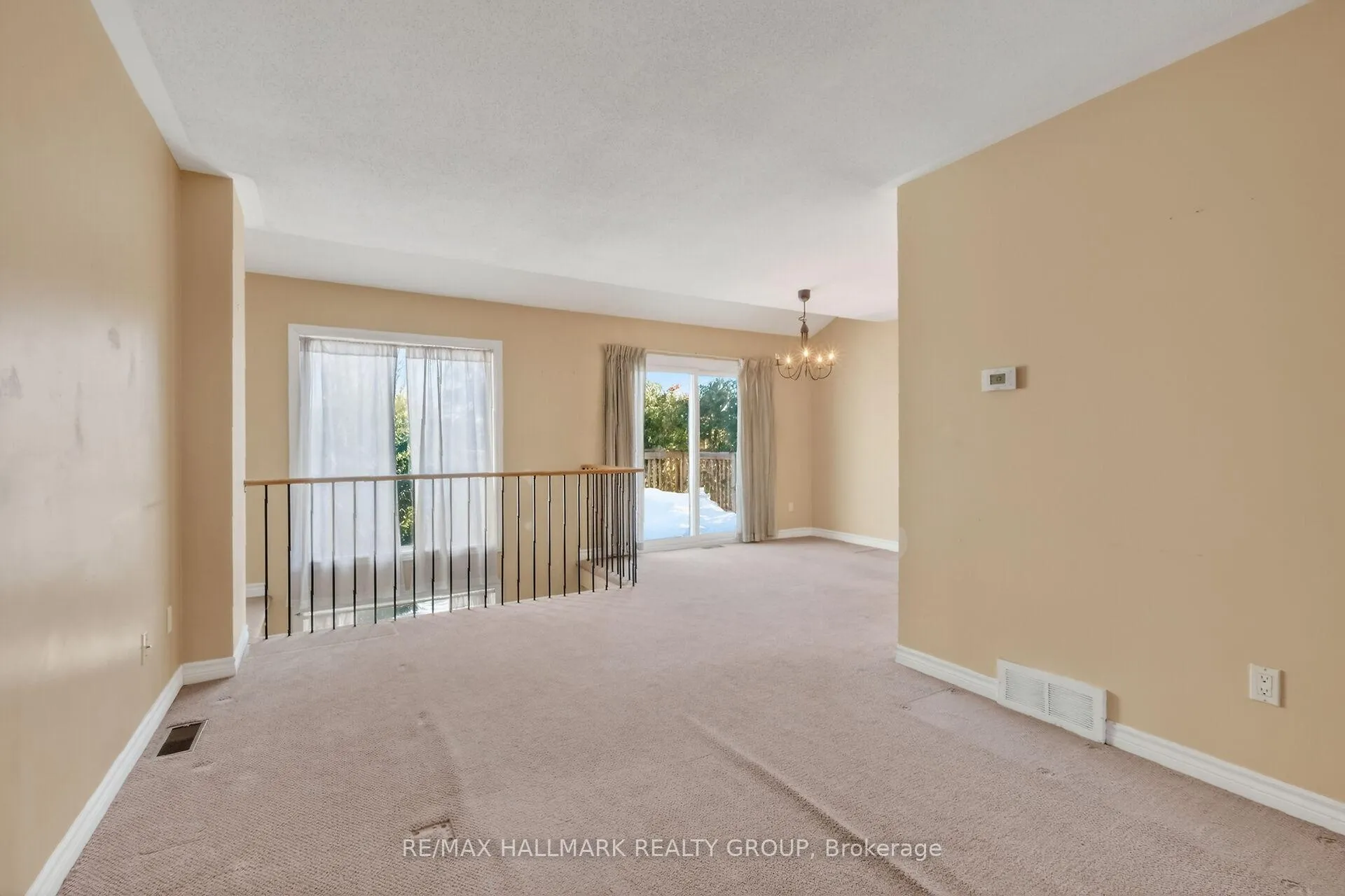 Photo 8 of 40 Bridgewater Terrace, Ottawa, Barrhaven - Cedargrove/Fraserdale — HOMEH