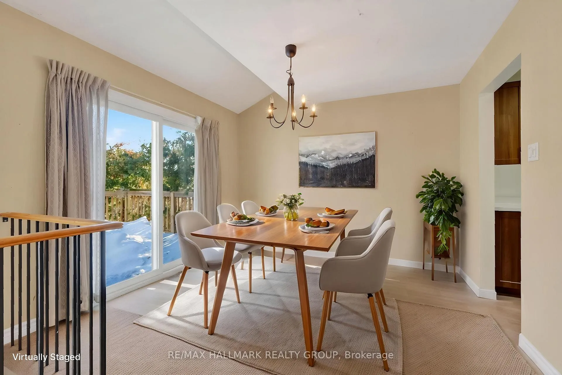 Photo 10 of 40 Bridgewater Terrace, Ottawa, Barrhaven - Cedargrove/Fraserdale — HOMEH
