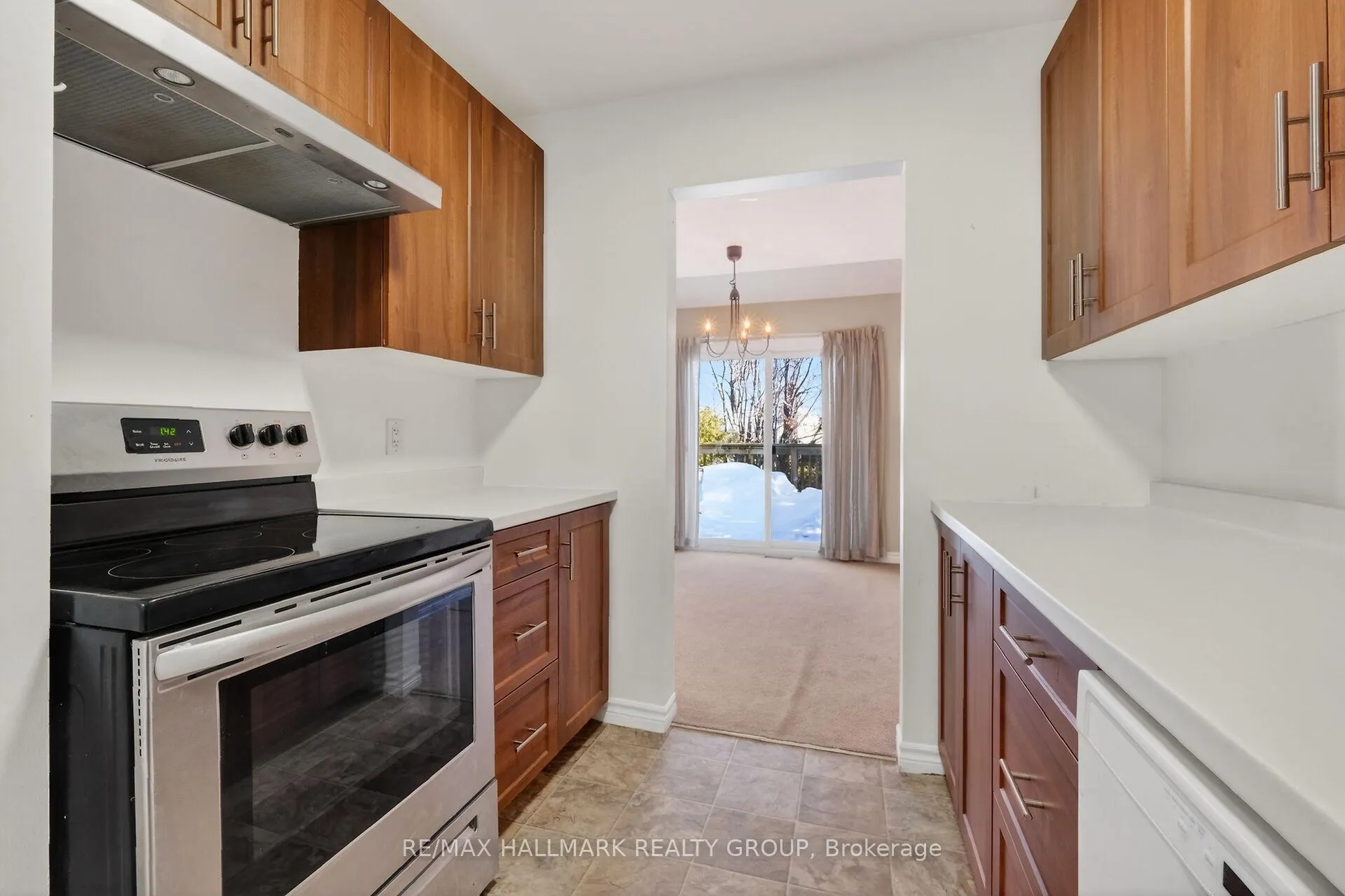Photo 16 of 40 Bridgewater Terrace, Ottawa, Barrhaven - Cedargrove/Fraserdale — HOMEH