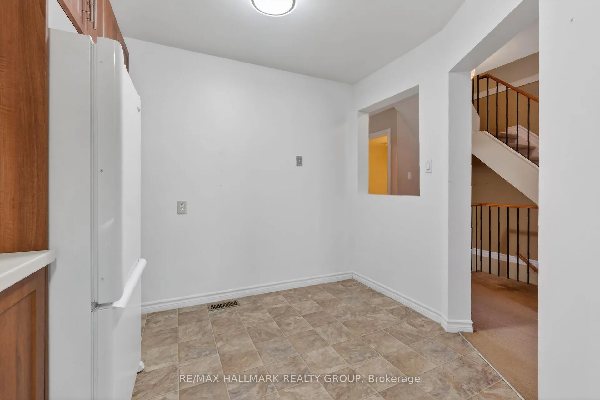 Photo 18 of 40 Bridgewater Terrace, Ottawa, Barrhaven - Cedargrove/Fraserdale — HOMEH