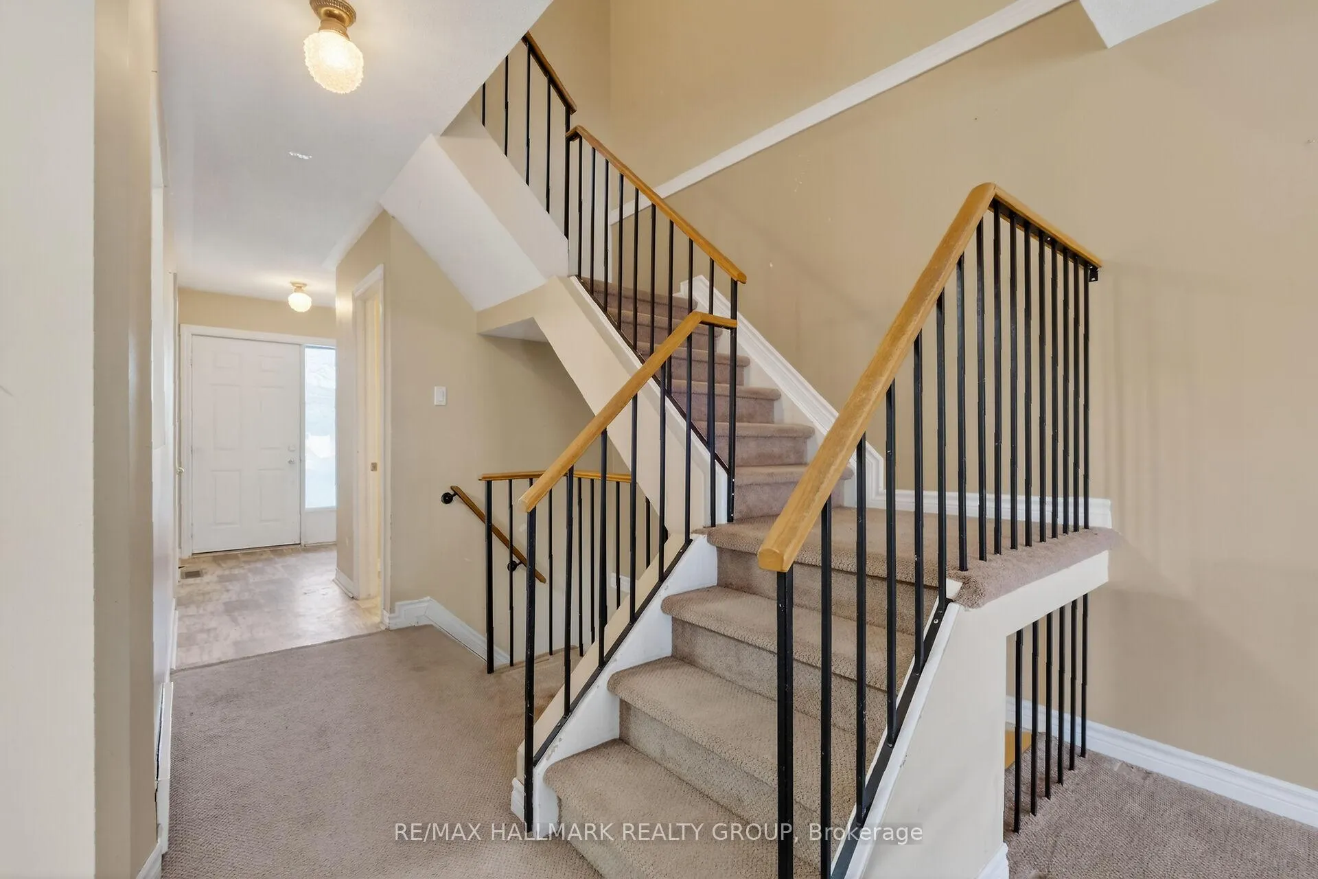 Photo 20 of 40 Bridgewater Terrace, Ottawa, Barrhaven - Cedargrove/Fraserdale — HOMEH