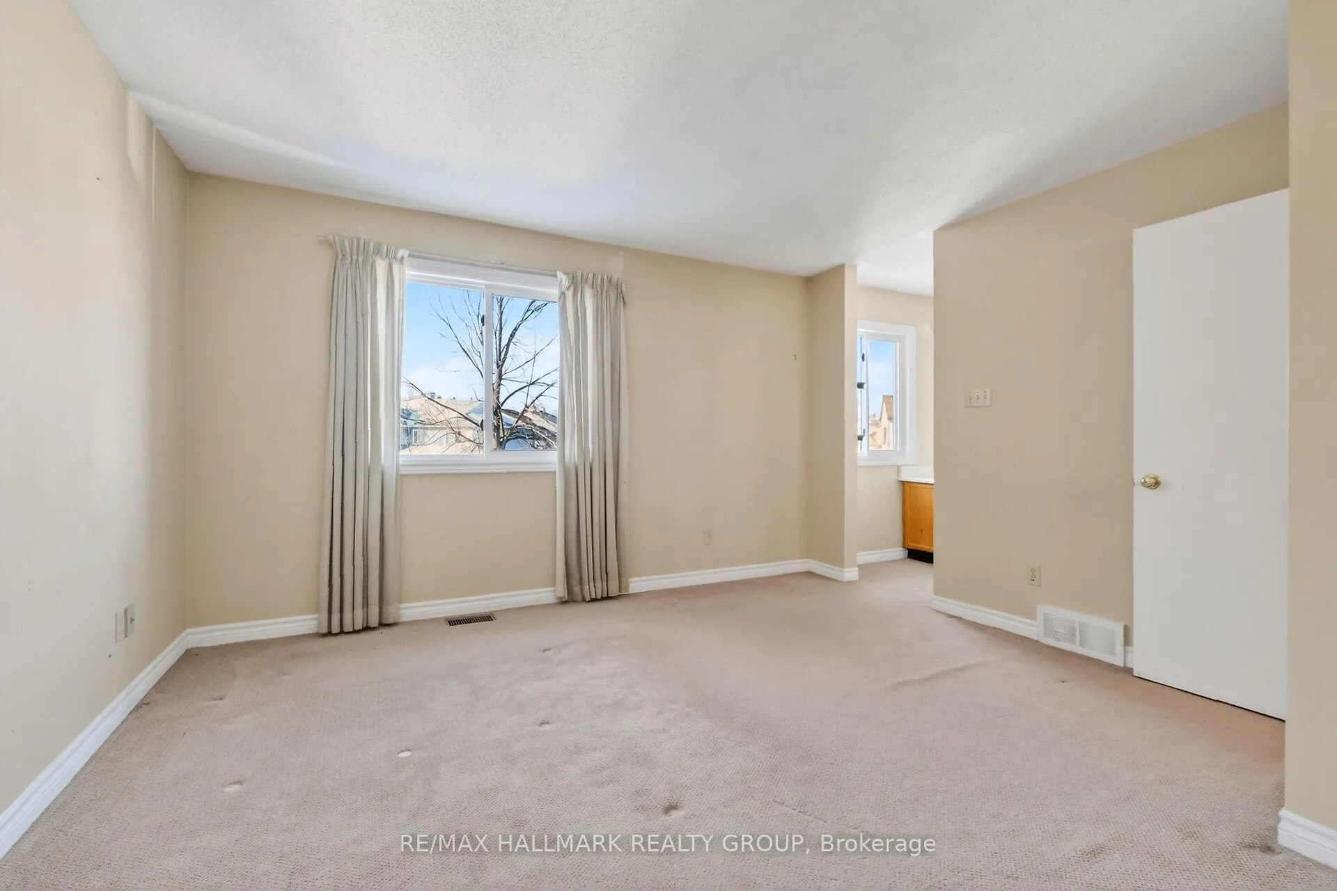 Photo 24 of 40 Bridgewater Terrace, Ottawa, Barrhaven - Cedargrove/Fraserdale — HOMEH