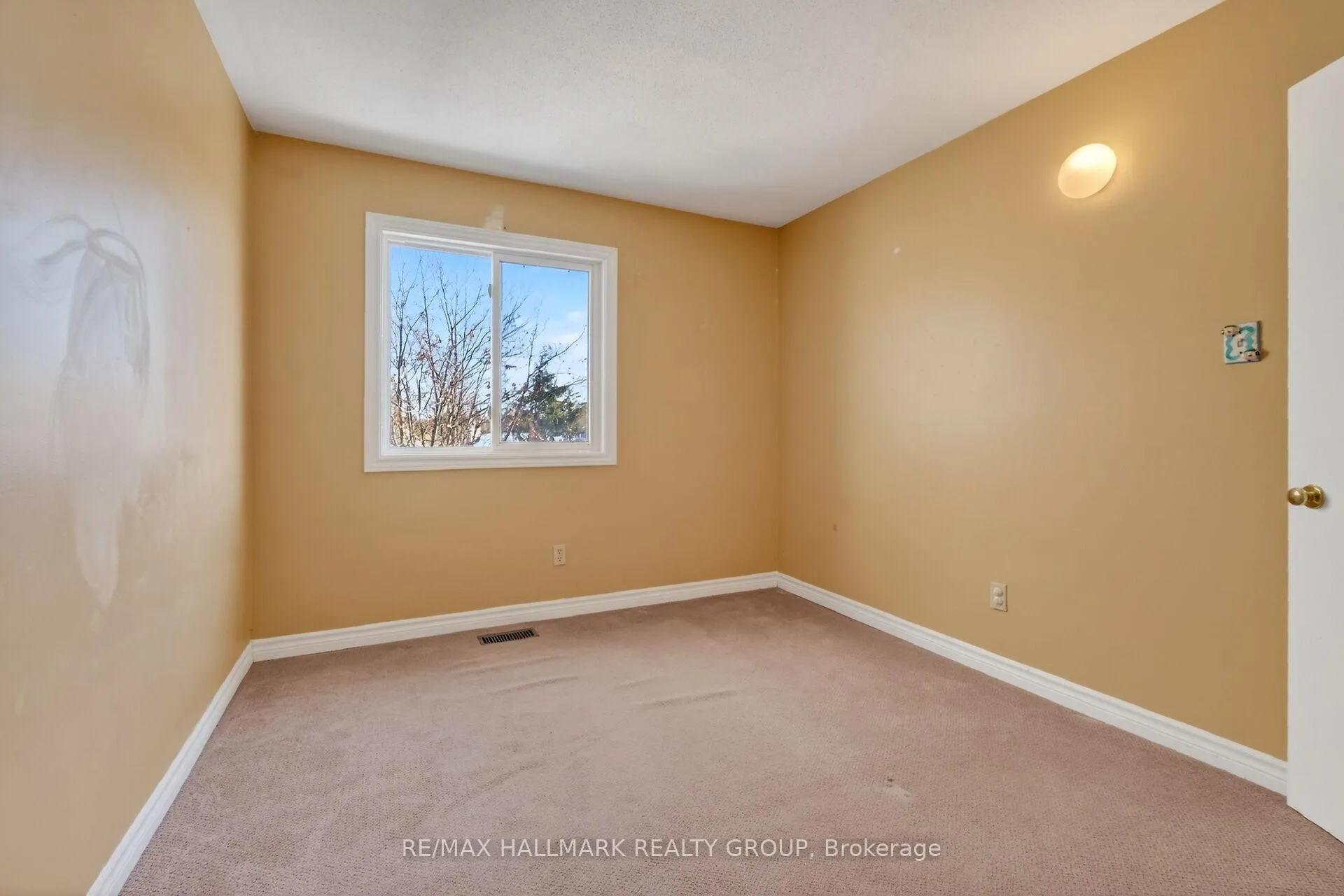 Photo 32 of 40 Bridgewater Terrace, Ottawa, Barrhaven - Cedargrove/Fraserdale — HOMEH