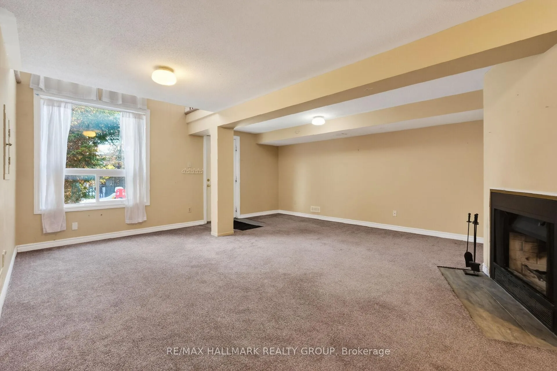 Photo 40 of 40 Bridgewater Terrace, Ottawa, Barrhaven - Cedargrove/Fraserdale — HOMEH