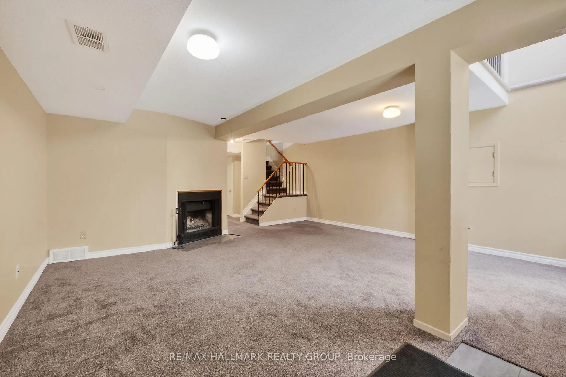 Photo 43 of 40 Bridgewater Terrace, Ottawa, Barrhaven - Cedargrove/Fraserdale — HOMEH