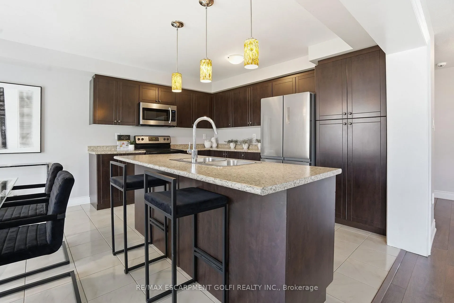 Photo 15 of 7703 Sycamore Drive, Niagara Falls, Brown — HOMEH