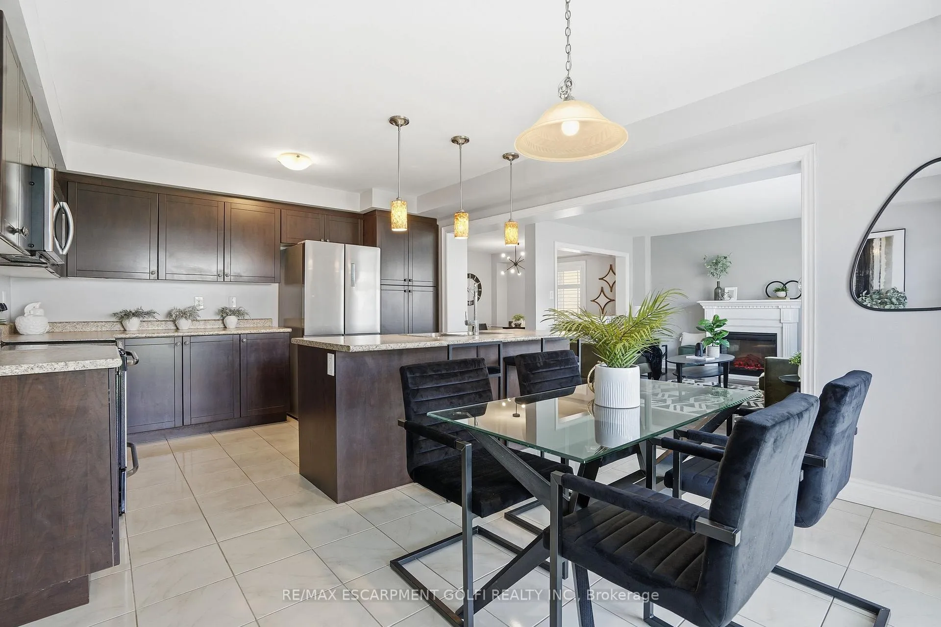 Photo 16 of 7703 Sycamore Drive, Niagara Falls, Brown — HOMEH