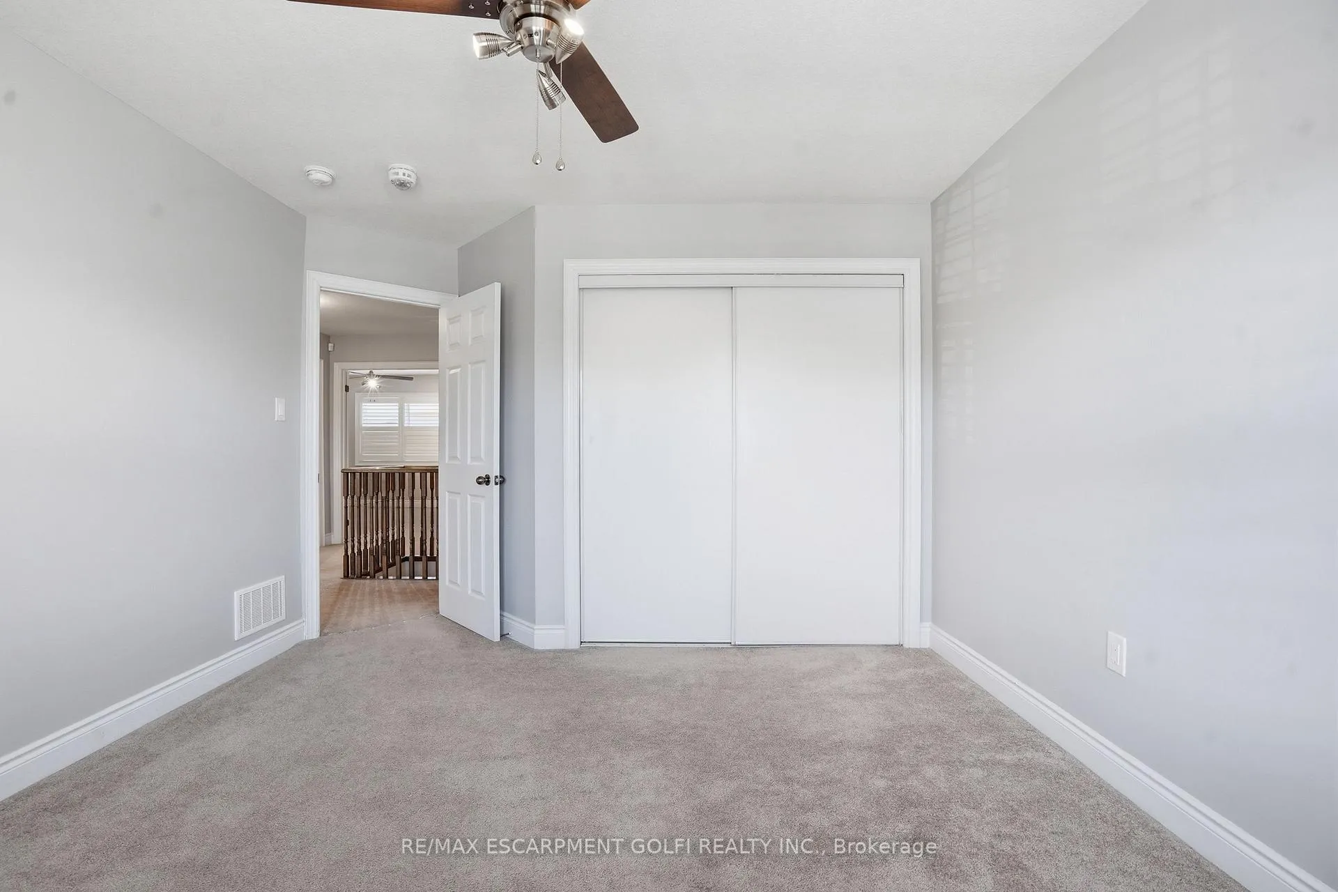Photo 21 of 7703 Sycamore Drive, Niagara Falls, Brown — HOMEH