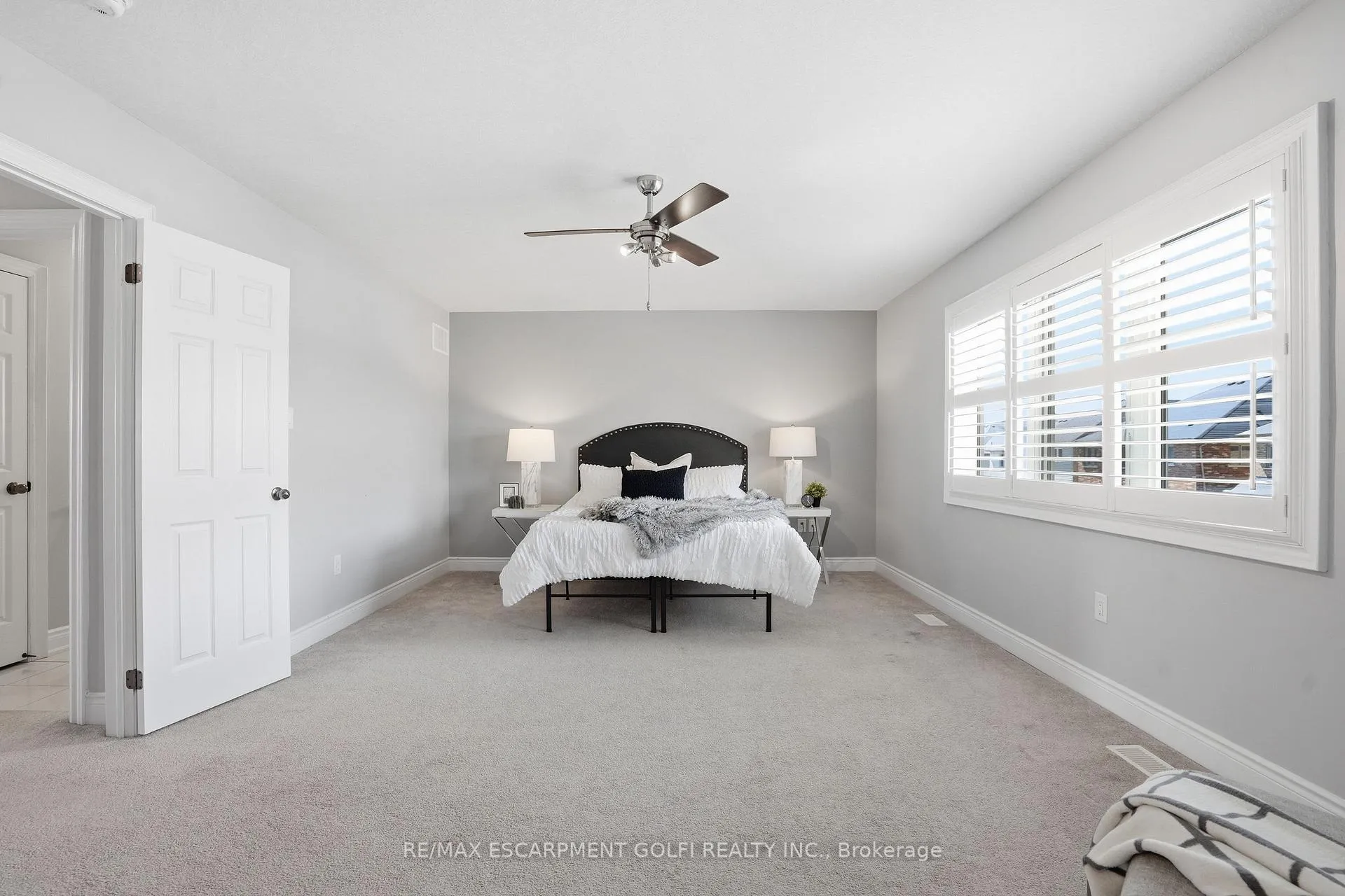Photo 26 of 7703 Sycamore Drive, Niagara Falls, Brown — HOMEH
