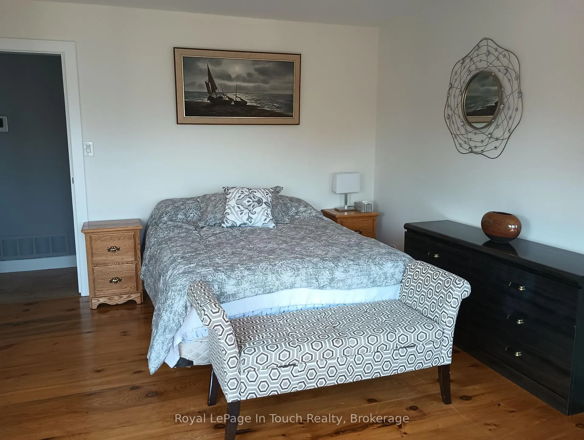 Photo 12 of 468 Champlain Road, Penetanguishene — HOMEH
