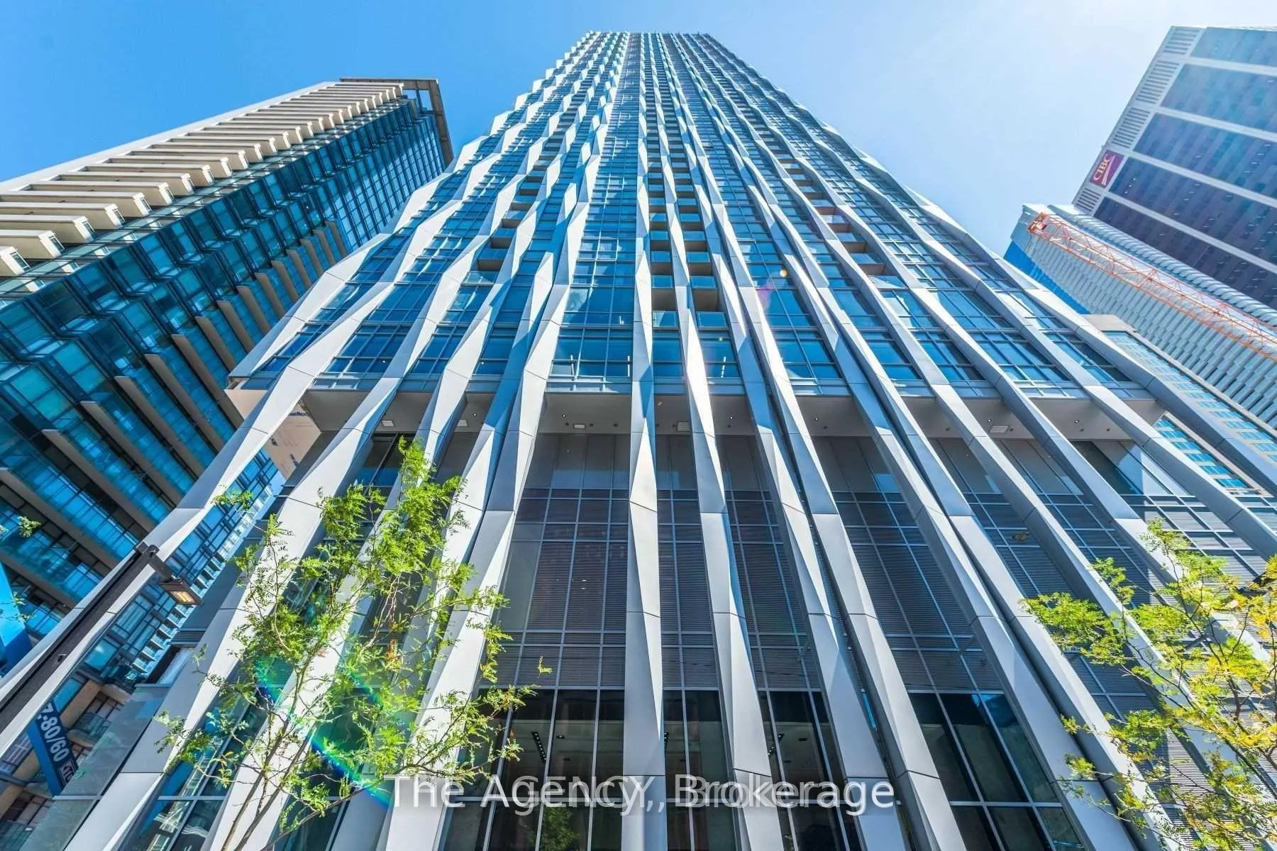 Front of Unit 3412, 1 Yorkville Avenue