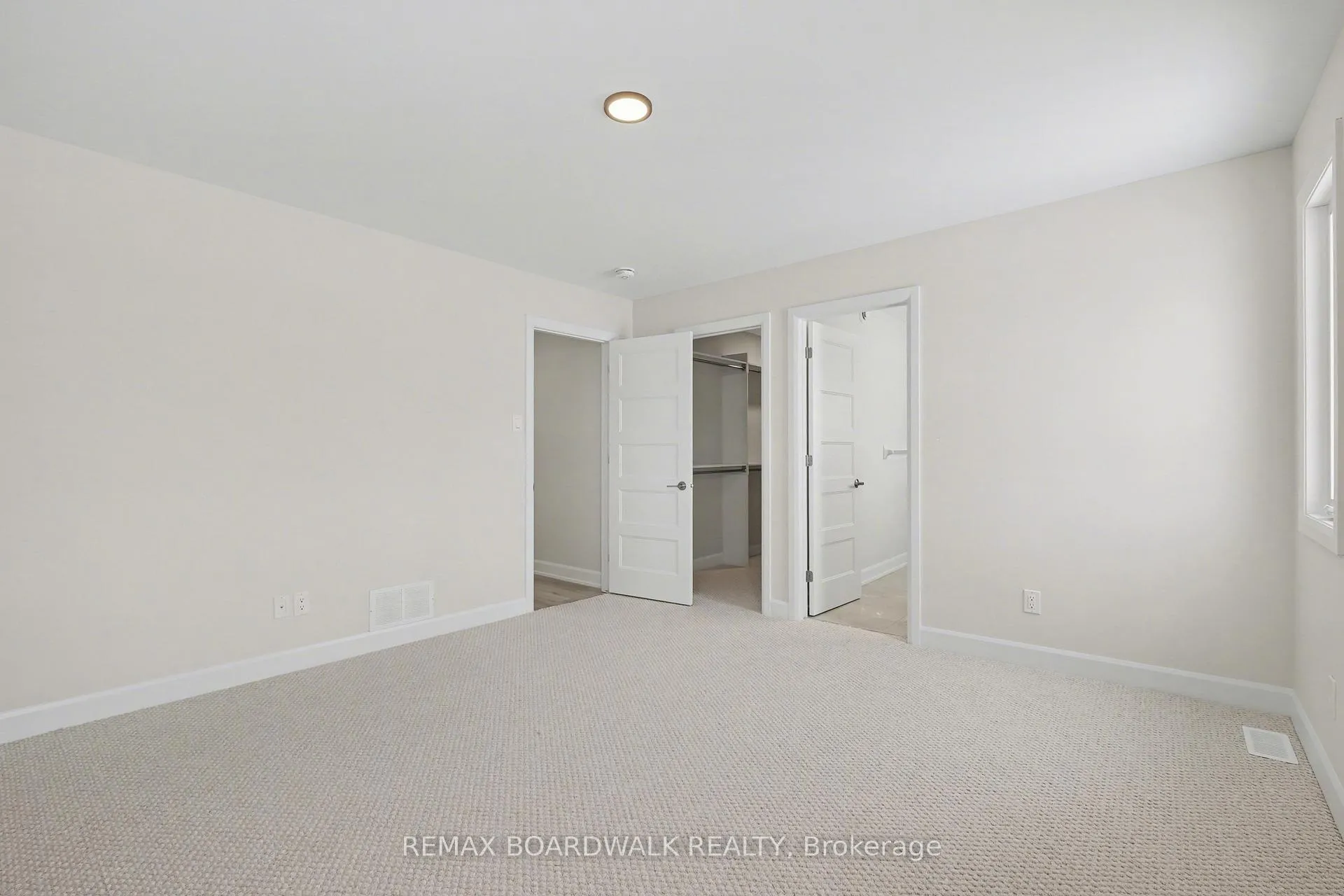 Photo 11 of 967 Chablis Crescent, Russell, Embrun — HOMEH
