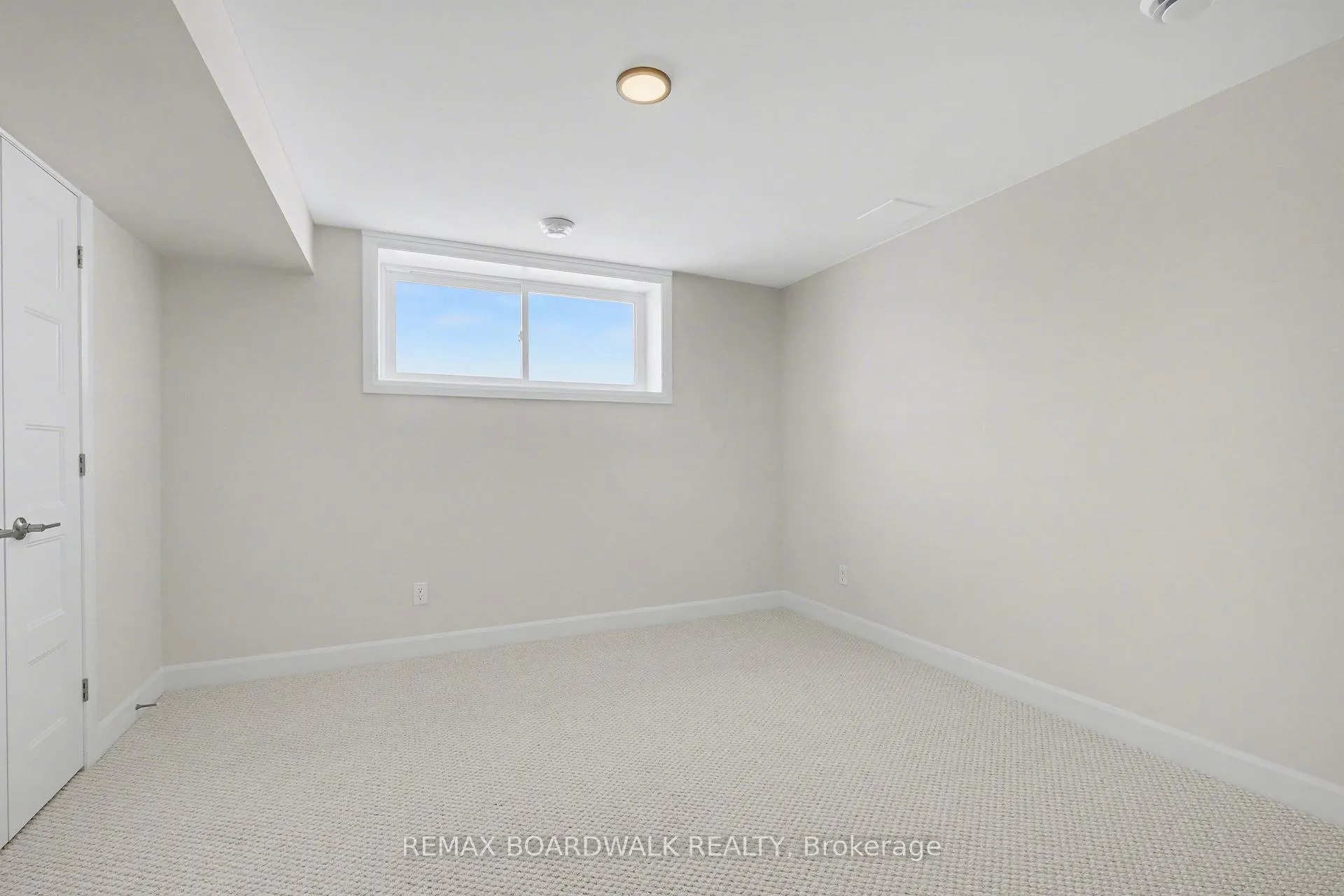 Photo 13 of 967 Chablis Crescent, Russell, Embrun — HOMEH