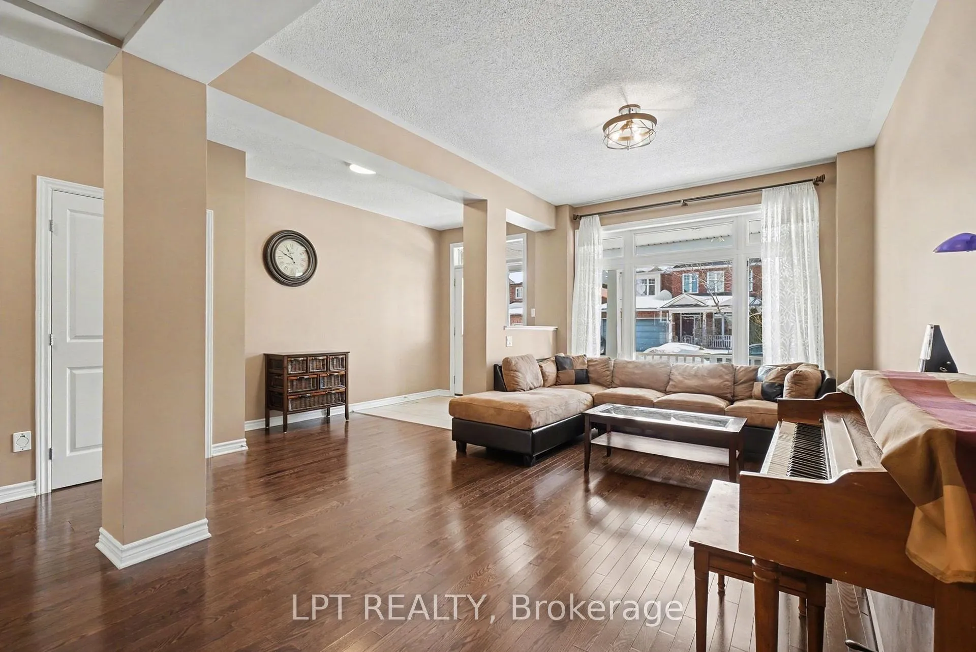 Photo 5 of 269 Gracewood Crescent, Ottawa, Blossom Park/Kemp Park/Findlay Creek — HOMEH