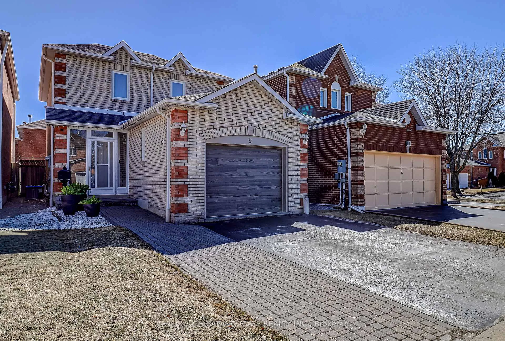 Photo 3 of 9 Card Street, Ajax, Central West — HOMEH