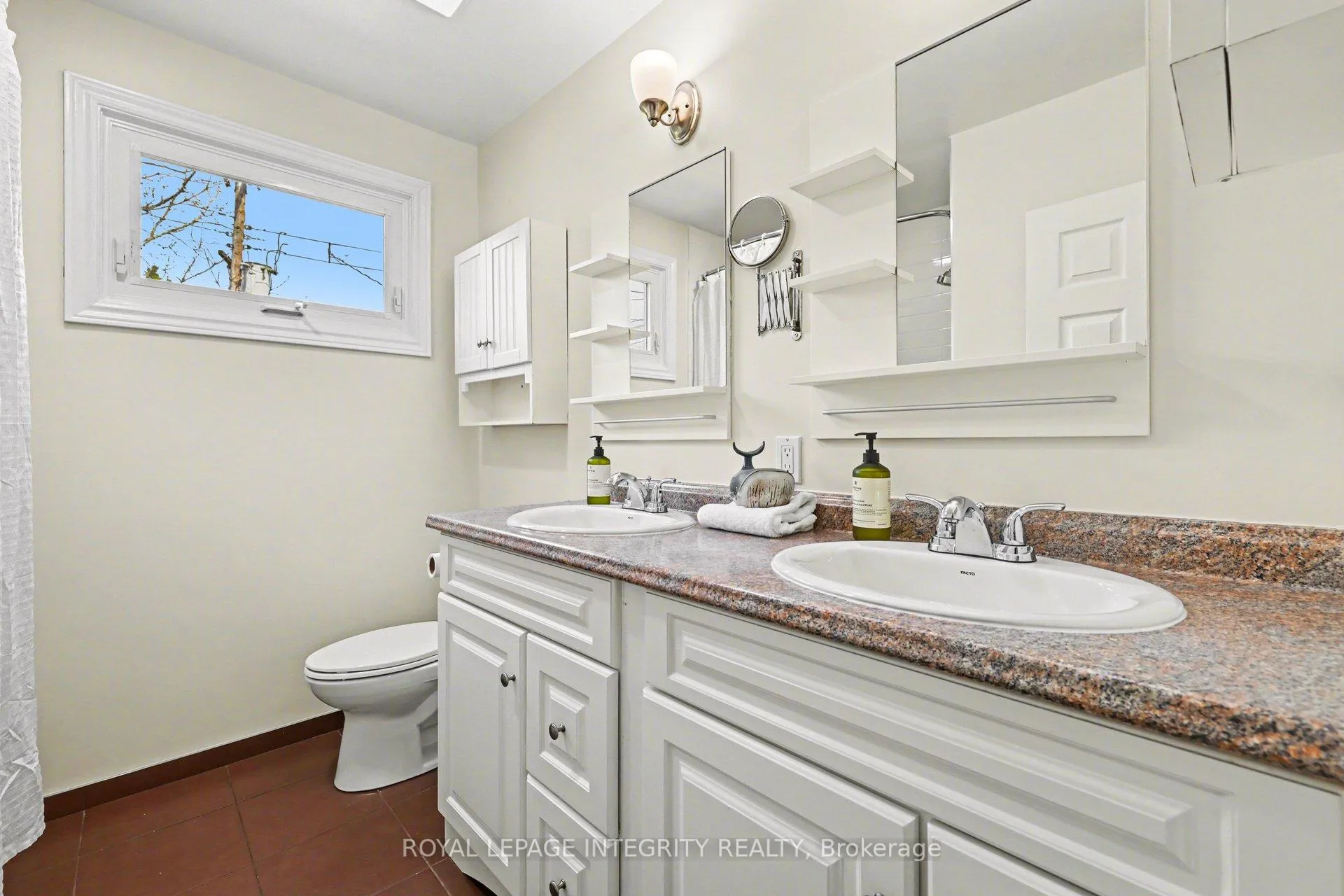 Photo 21 of 1199 Stanton Road, Ottawa, Queensway Terrace South/Ridgeview — HOMEH