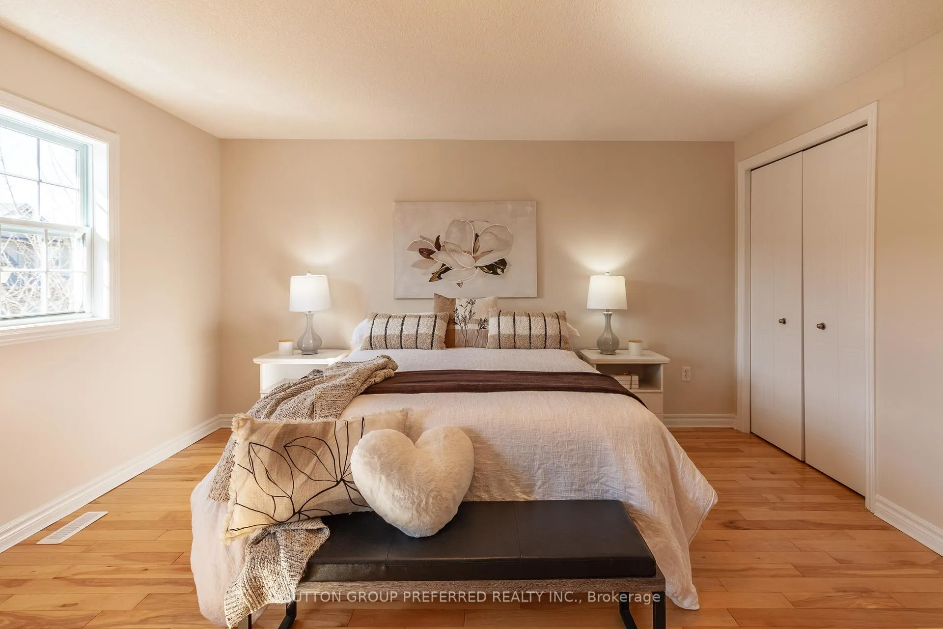 Photo 23 of Unit 32, 1059 Whetherfield Street, London, North M — HOMEH