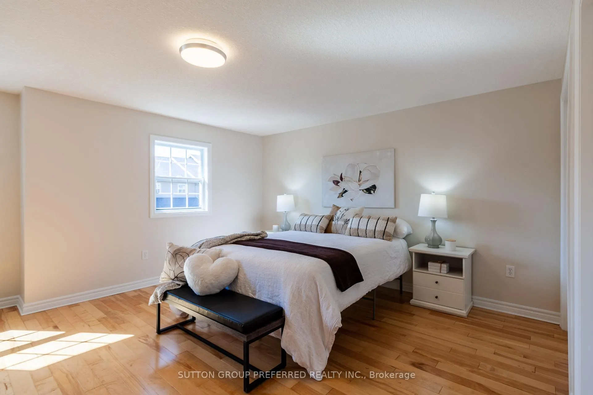 Photo 24 of Unit 32, 1059 Whetherfield Street, London, North M — HOMEH
