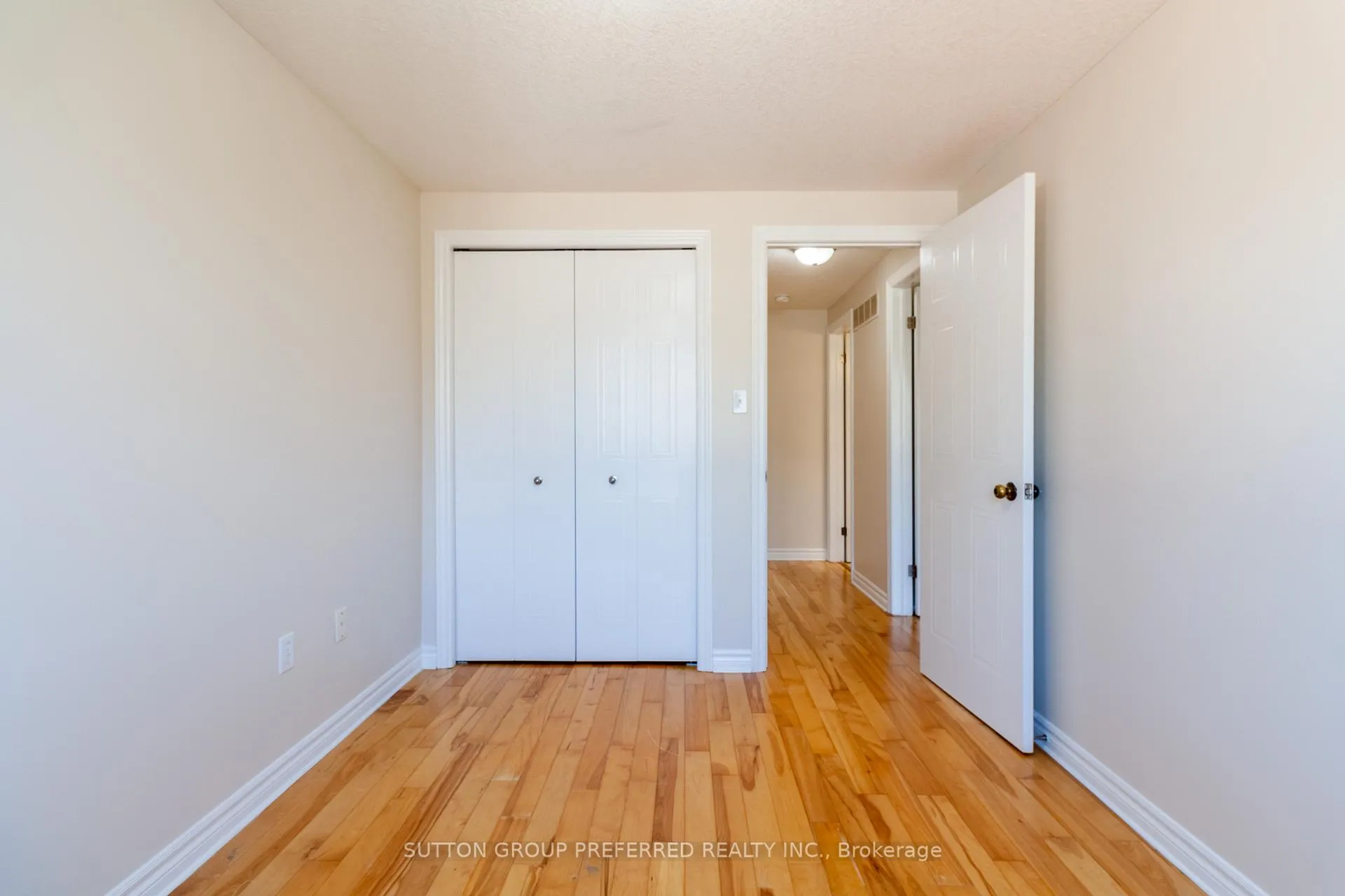 Photo 33 of Unit 32, 1059 Whetherfield Street, London, North M — HOMEH