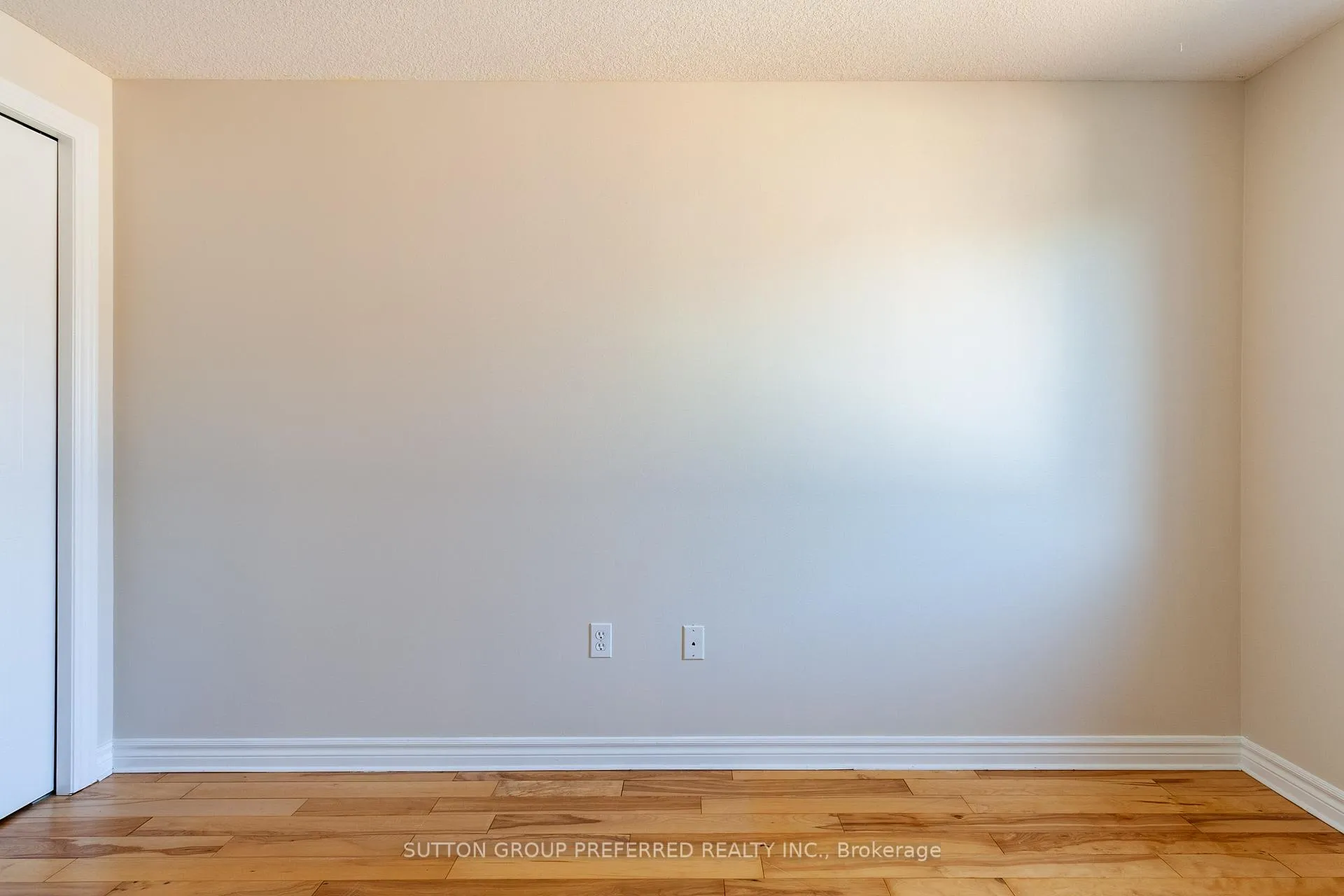 Photo 35 of Unit 32, 1059 Whetherfield Street, London, North M — HOMEH