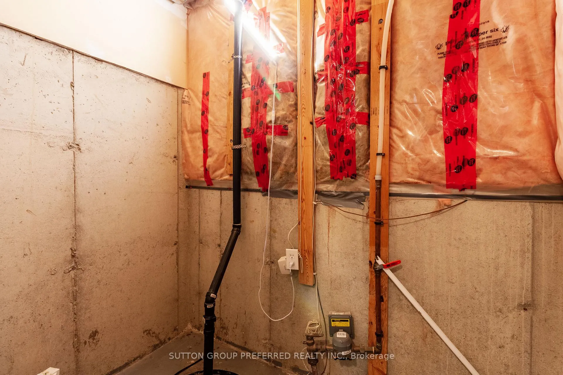 Photo 44 of Unit 32, 1059 Whetherfield Street, London, North M — HOMEH