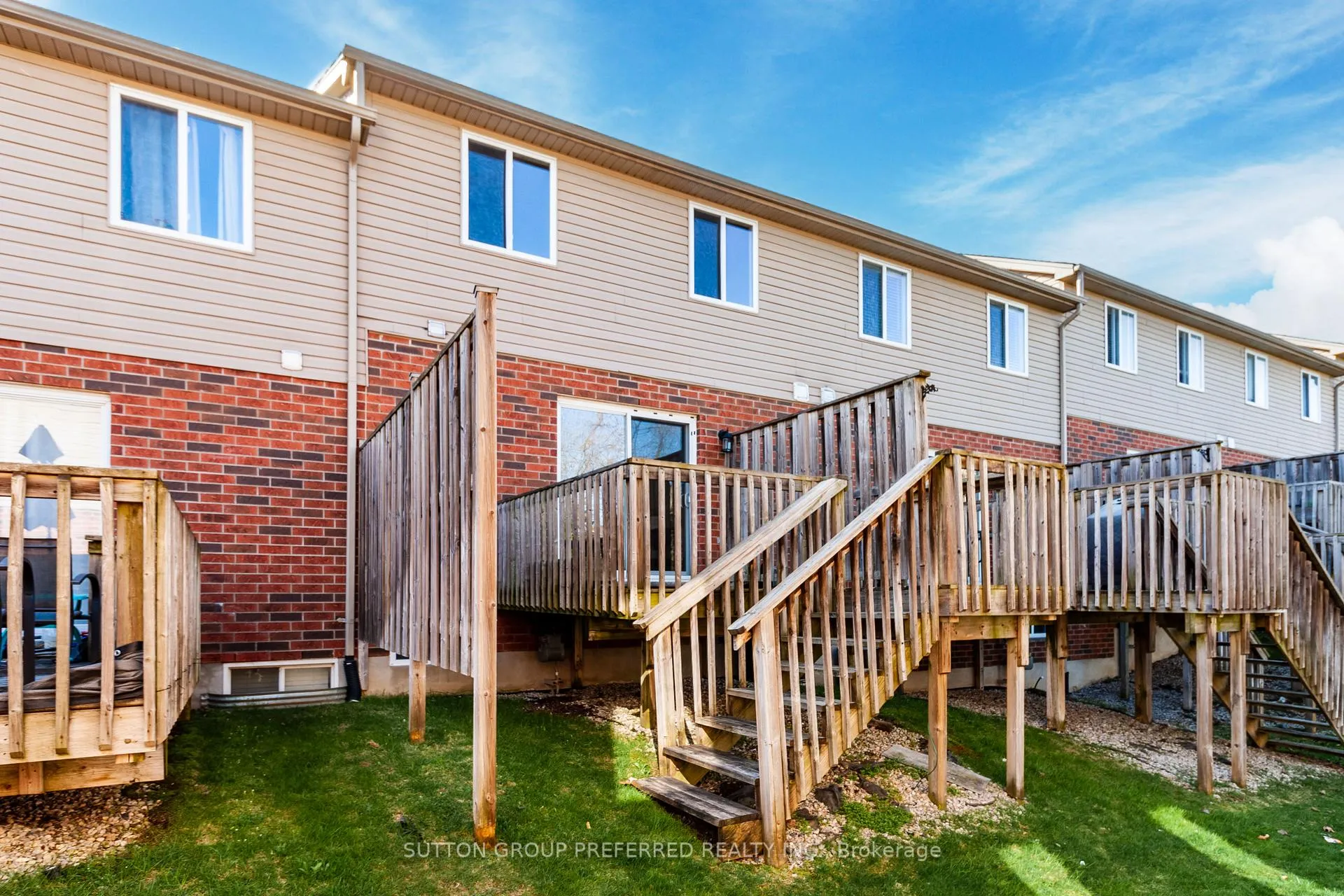 Photo 47 of Unit 32, 1059 Whetherfield Street, London, North M — HOMEH