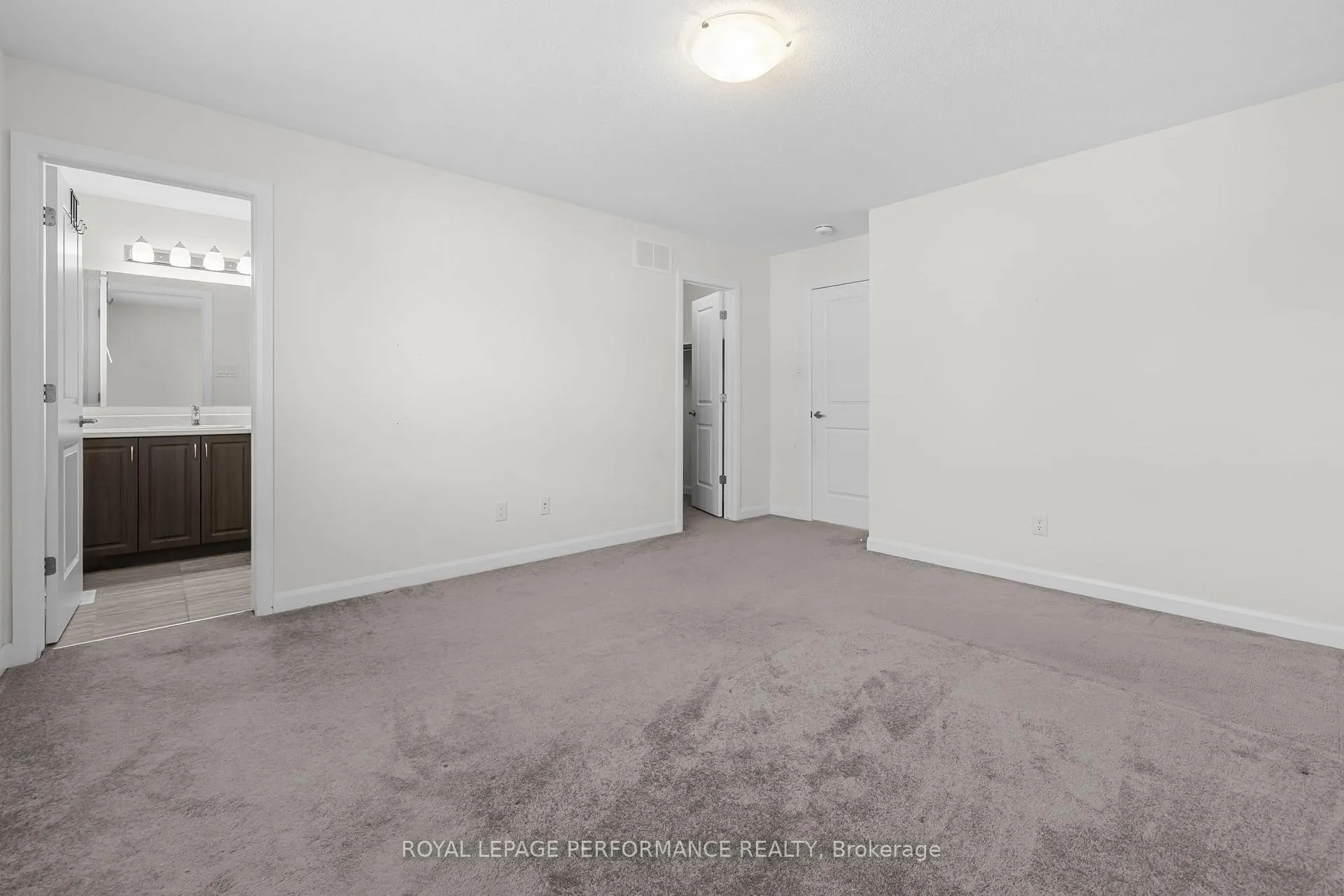 Photo 19 of 826 Dynasty Street, Ottawa, Avalon East — HOMEH