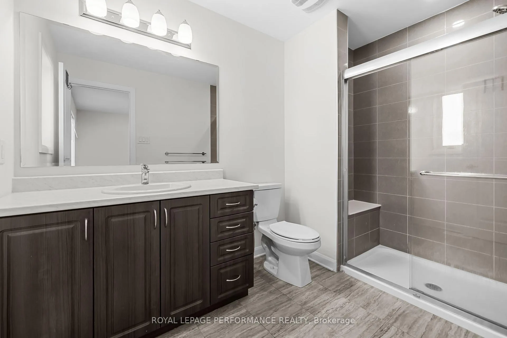 Photo 20 of 826 Dynasty Street, Ottawa, Avalon East — HOMEH