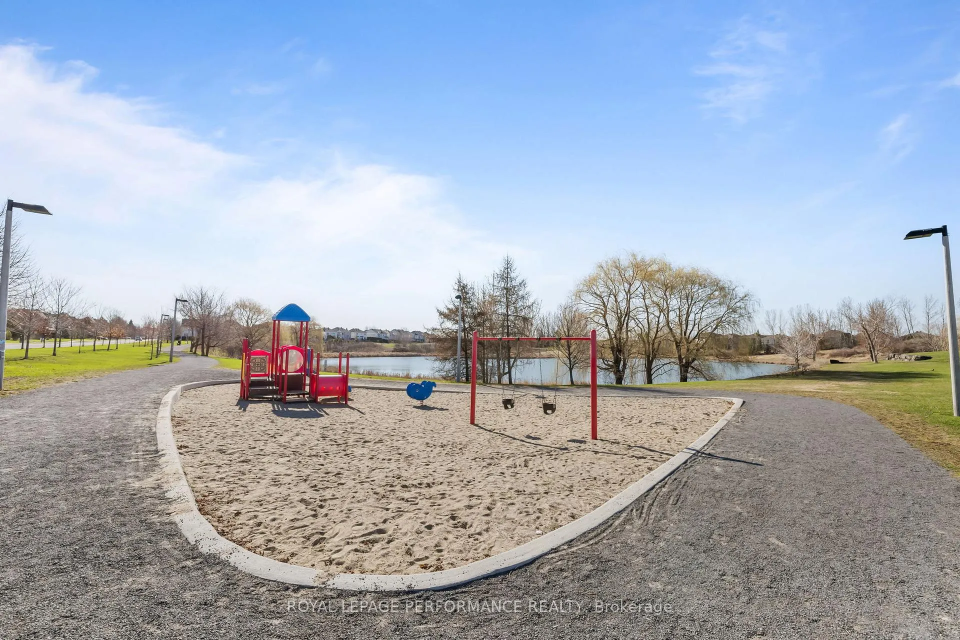 Photo 31 of 826 Dynasty Street, Ottawa, Avalon East — HOMEH