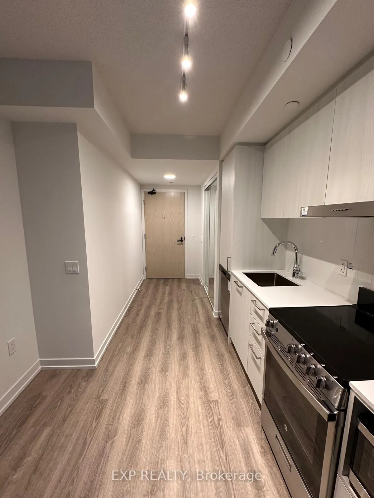 Photo 21 of Unit 708, 195 Commerce Street, Vaughan, Vaughan Corporate Centre — HOMEH