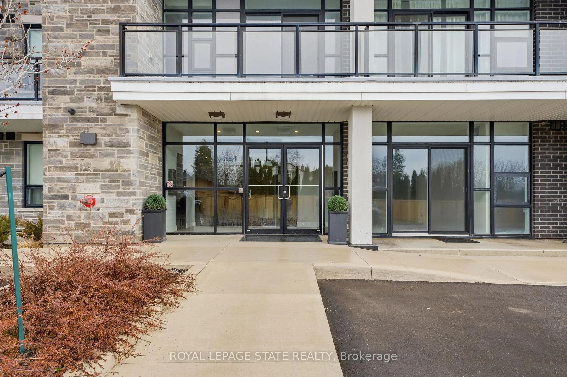 Photo 2 of Unit 203, 120 Springvalley Crescent, Hamilton, Gourley — HOMEH