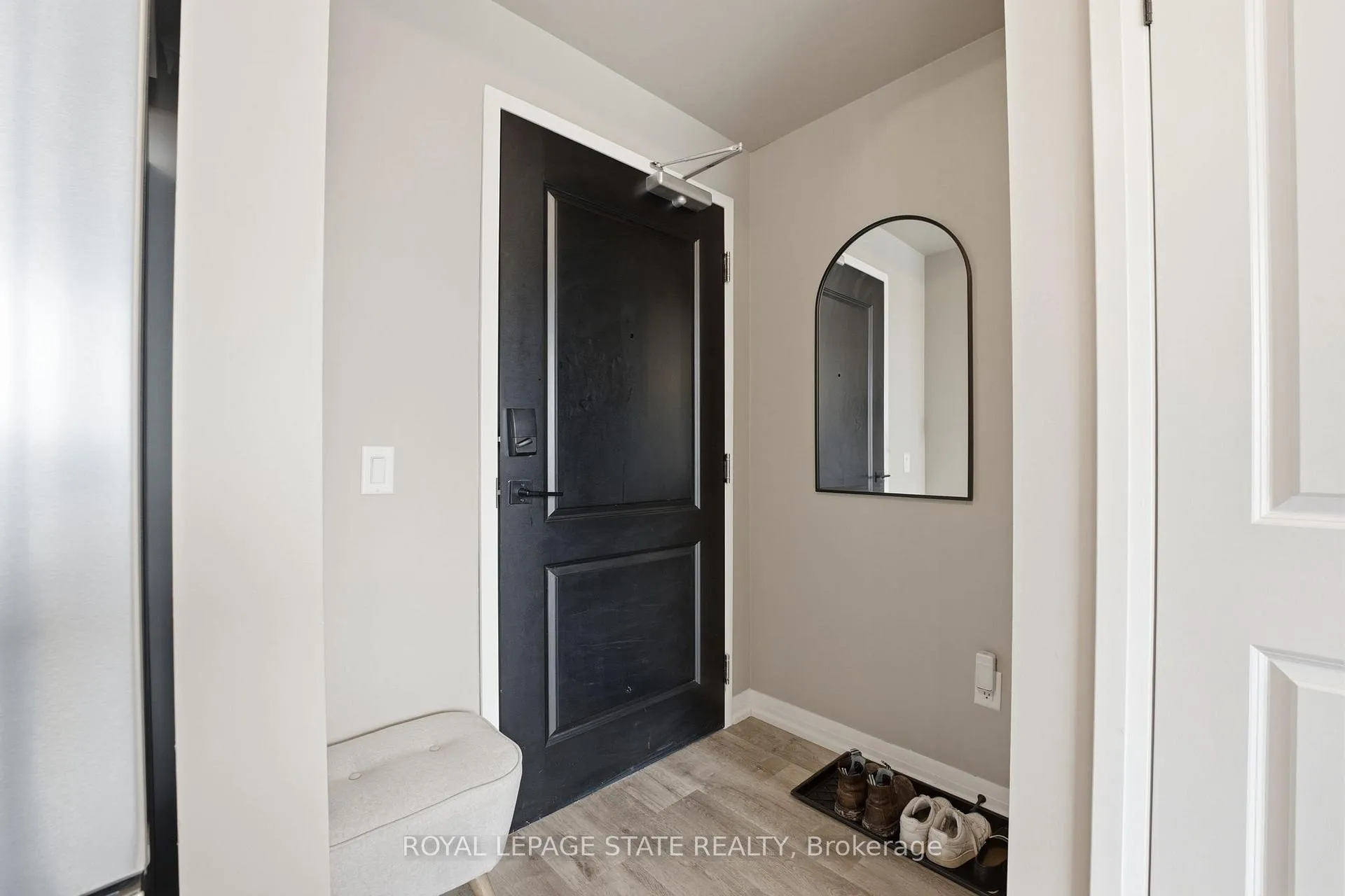 Photo 3 of Unit 203, 120 Springvalley Crescent, Hamilton, Gourley — HOMEH