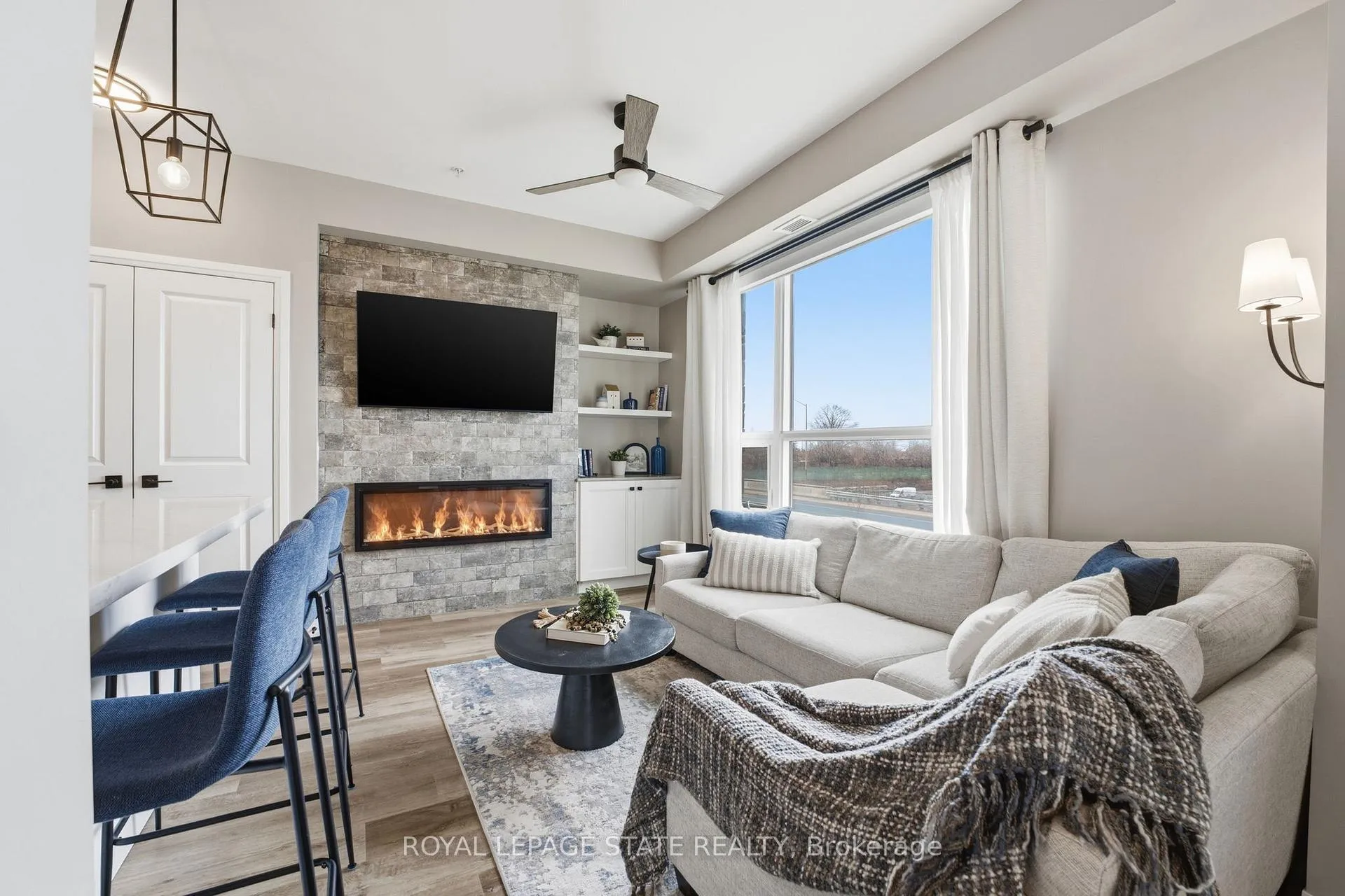 Photo 4 of Unit 203, 120 Springvalley Crescent, Hamilton, Gourley — HOMEH
