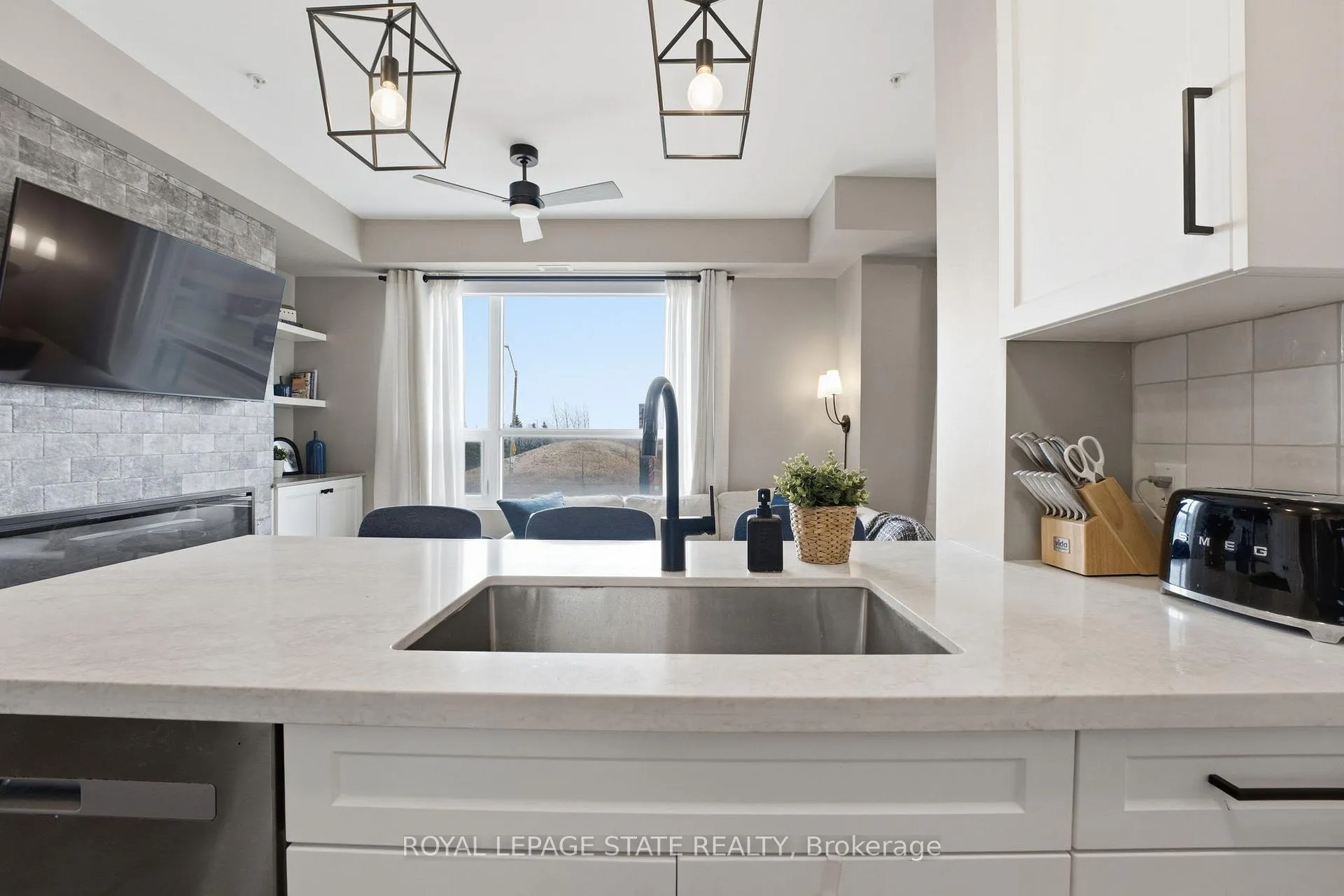 Photo 8 of Unit 203, 120 Springvalley Crescent, Hamilton, Gourley — HOMEH