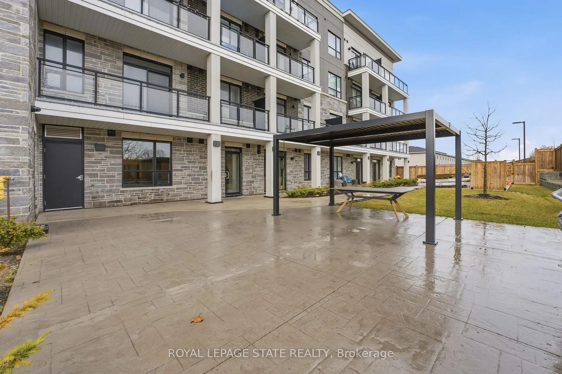 Photo 17 of Unit 203, 120 Springvalley Crescent, Hamilton, Gourley — HOMEH