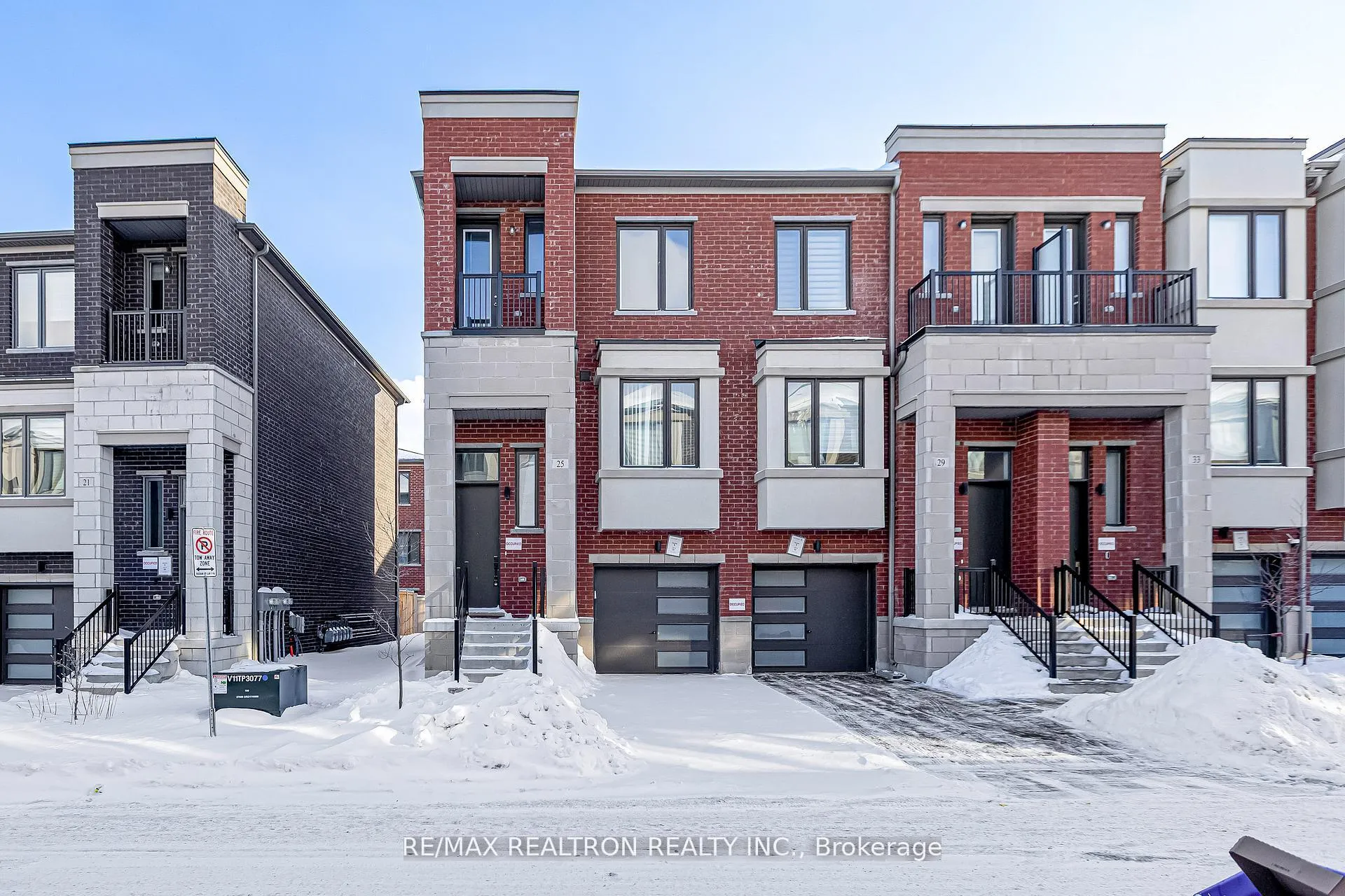 Photo 1 of 25 Aberfoyle Street, Vaughan, Patterson — HOMEH