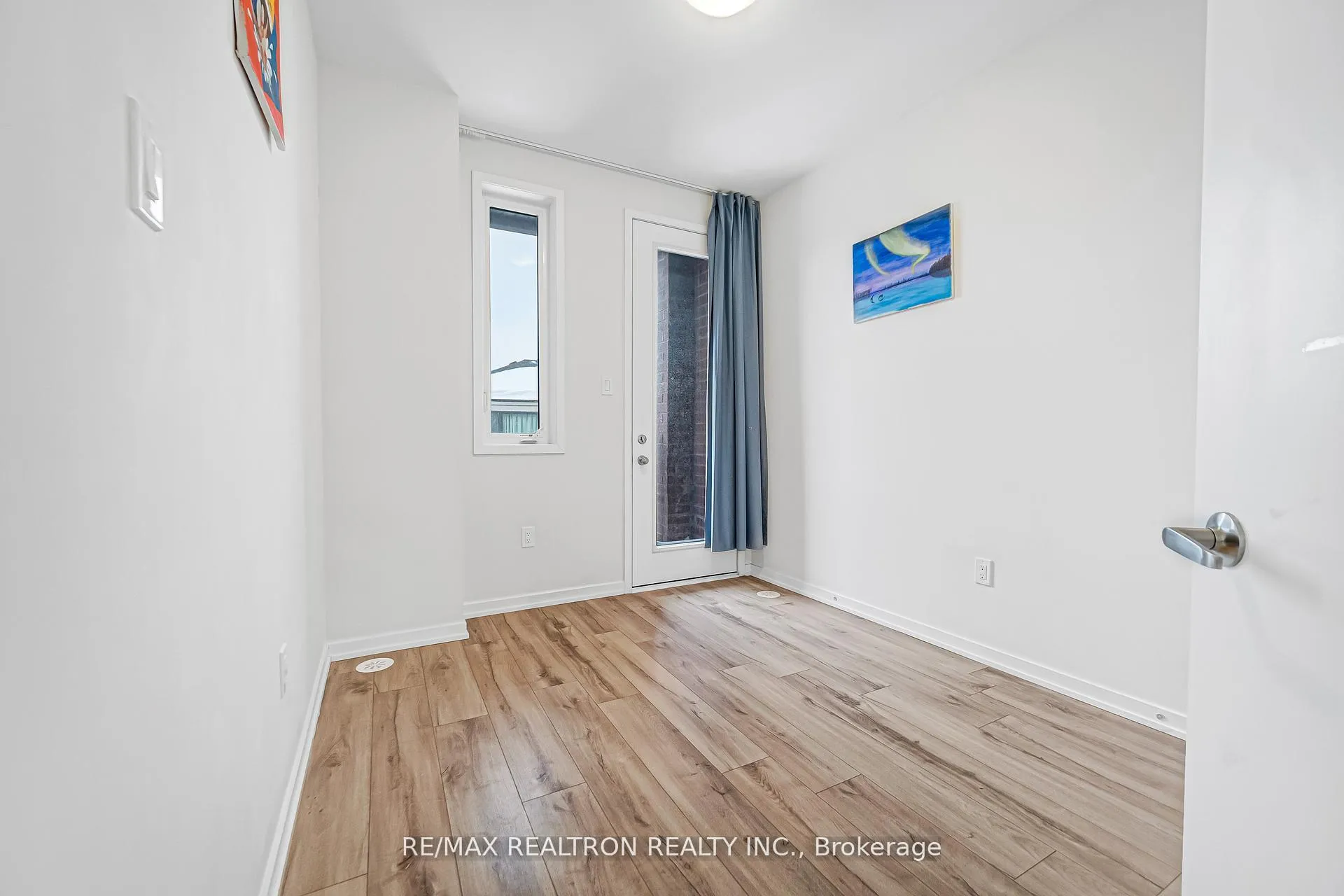 Photo 27 of 25 Aberfoyle Street, Vaughan, Patterson — HOMEH