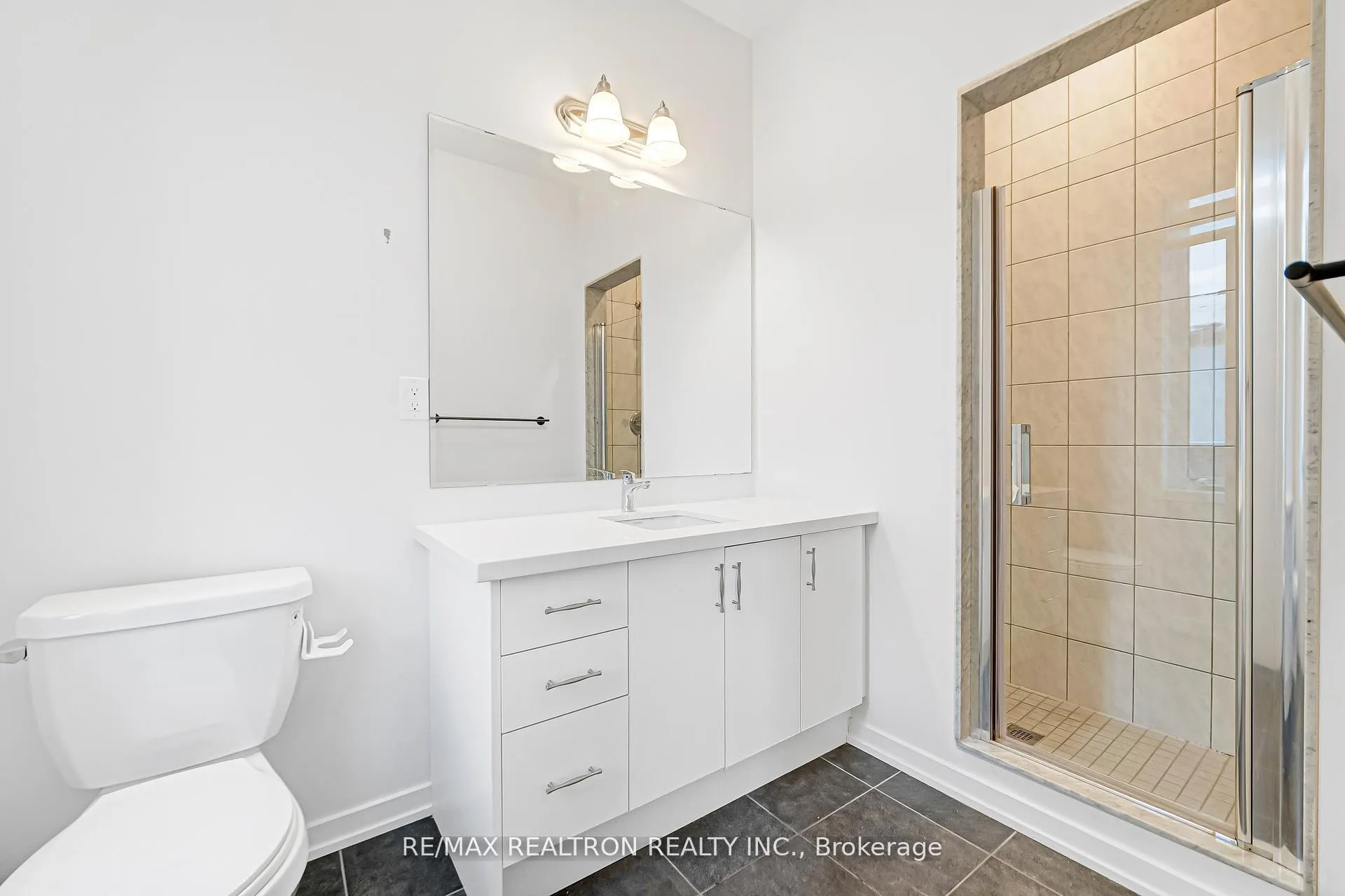 Photo 37 of 25 Aberfoyle Street, Vaughan, Patterson — HOMEH