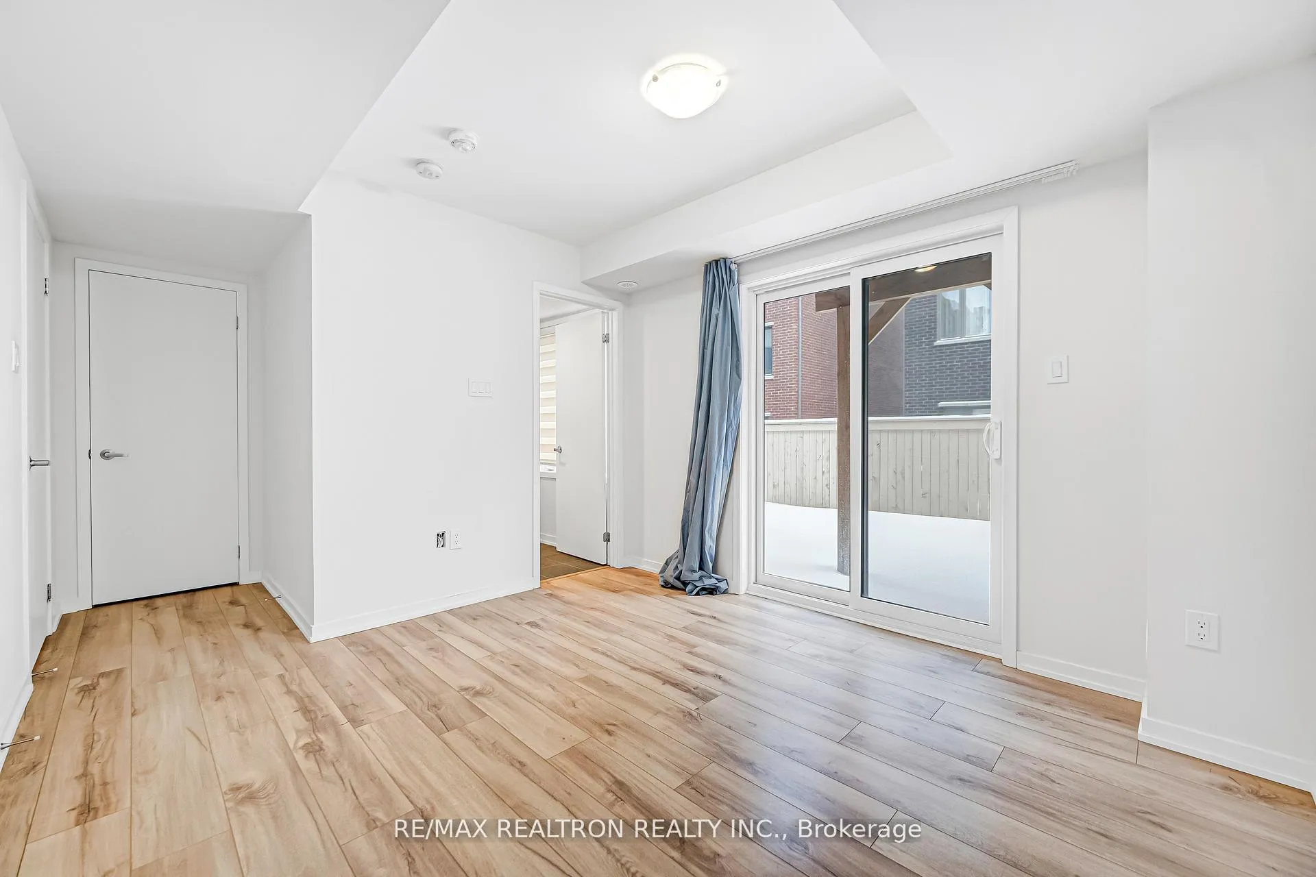 Photo 40 of 25 Aberfoyle Street, Vaughan, Patterson — HOMEH
