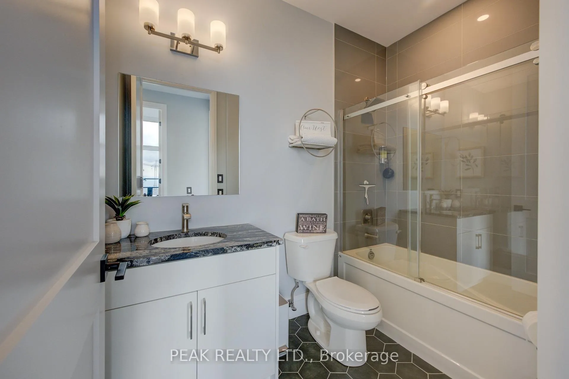 Photo 25 of Unit 2908, 60 Charles Street W, Kitchener, City Commercial Core — HOMEH