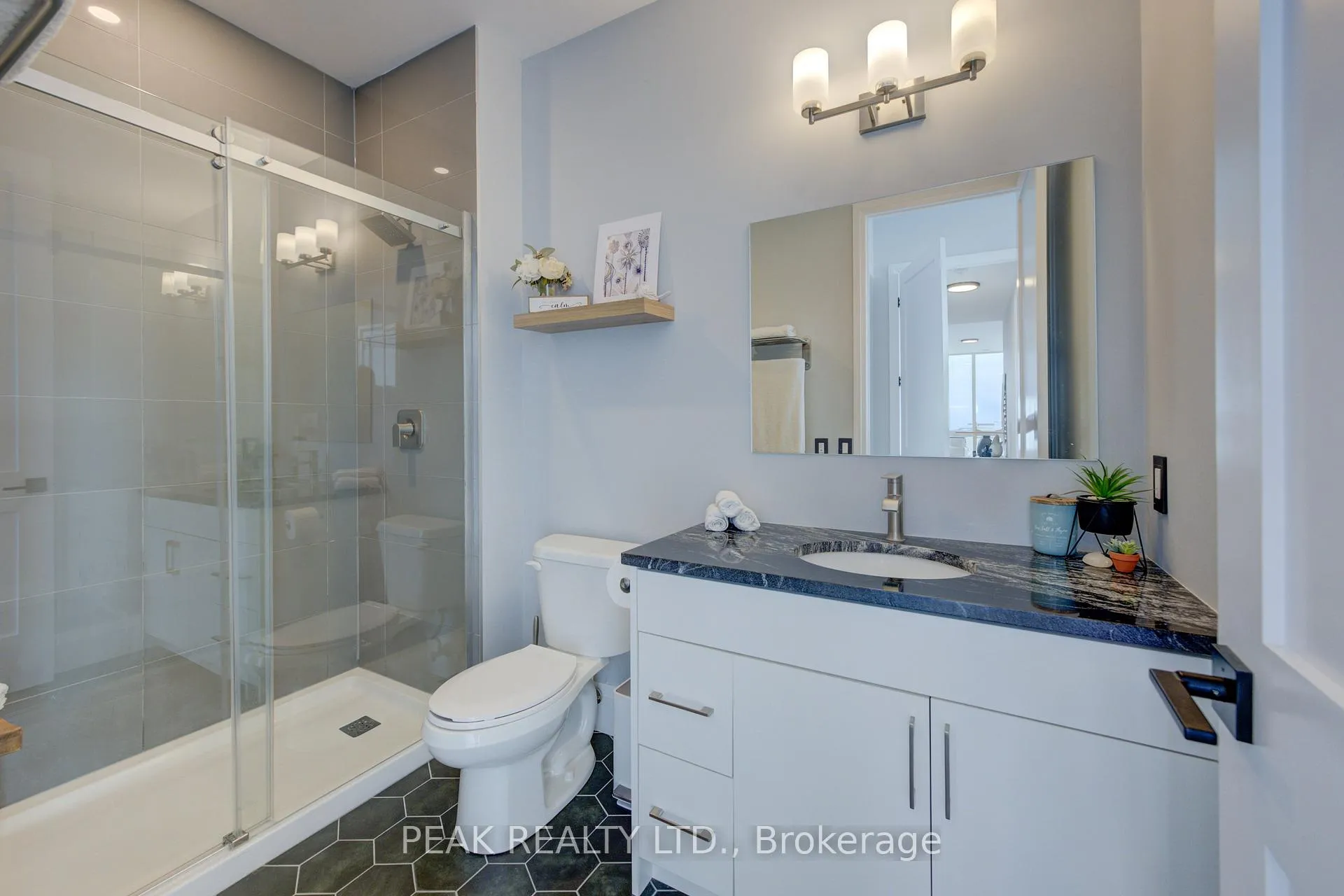 Photo 28 of Unit 2908, 60 Charles Street W, Kitchener, City Commercial Core — HOMEH