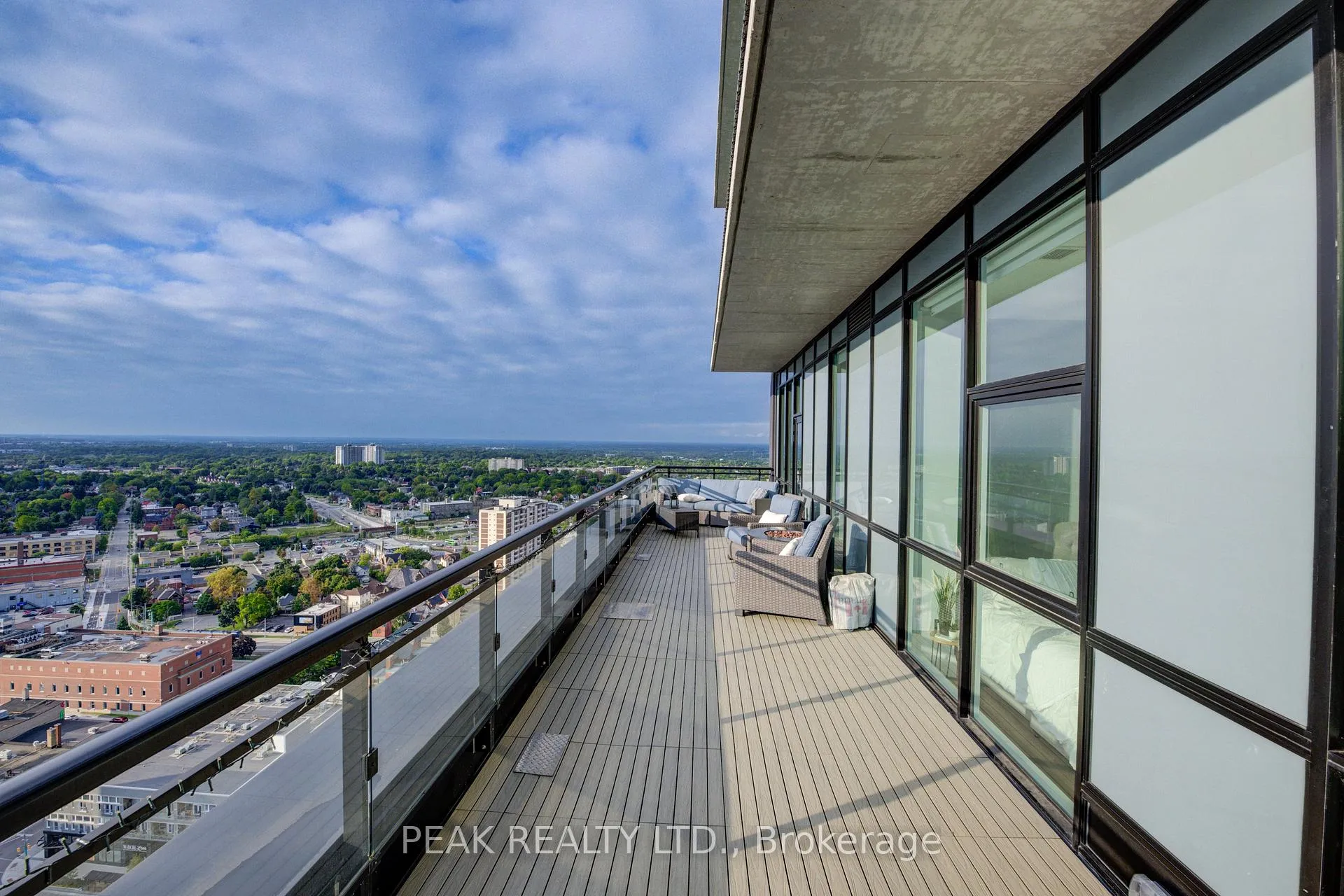 Photo 33 of Unit 2908, 60 Charles Street W, Kitchener, City Commercial Core — HOMEH