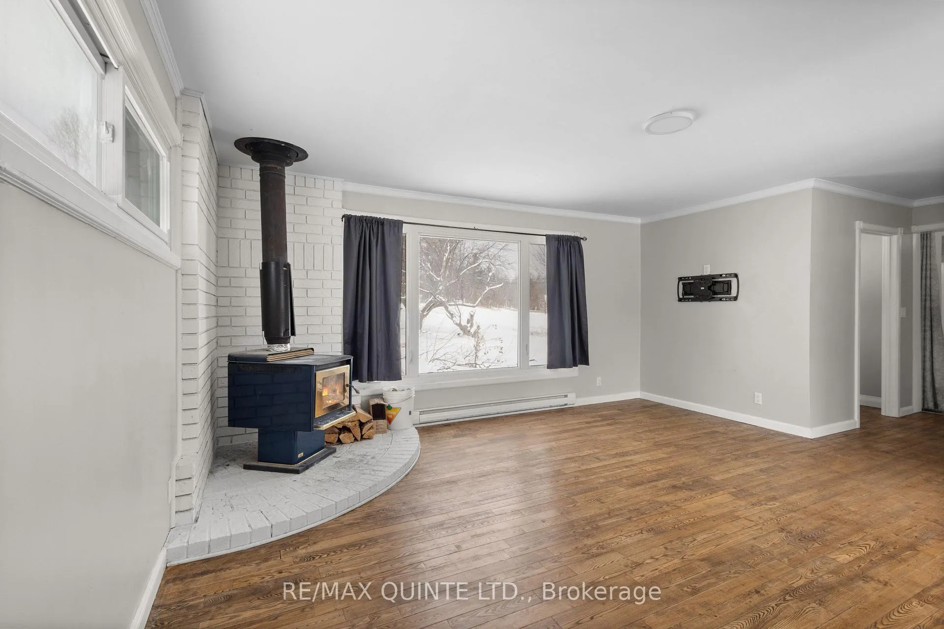 Photo 15 of 15481 Highway 62, Madoc — HOMEH