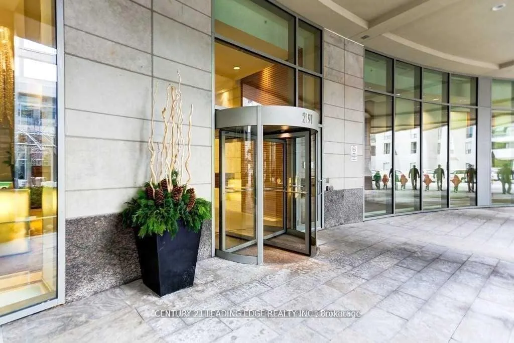 Photo 3 of Unit 1207, 2191 Yonge Street, Toronto, Mount Pleasant East — HOMEH