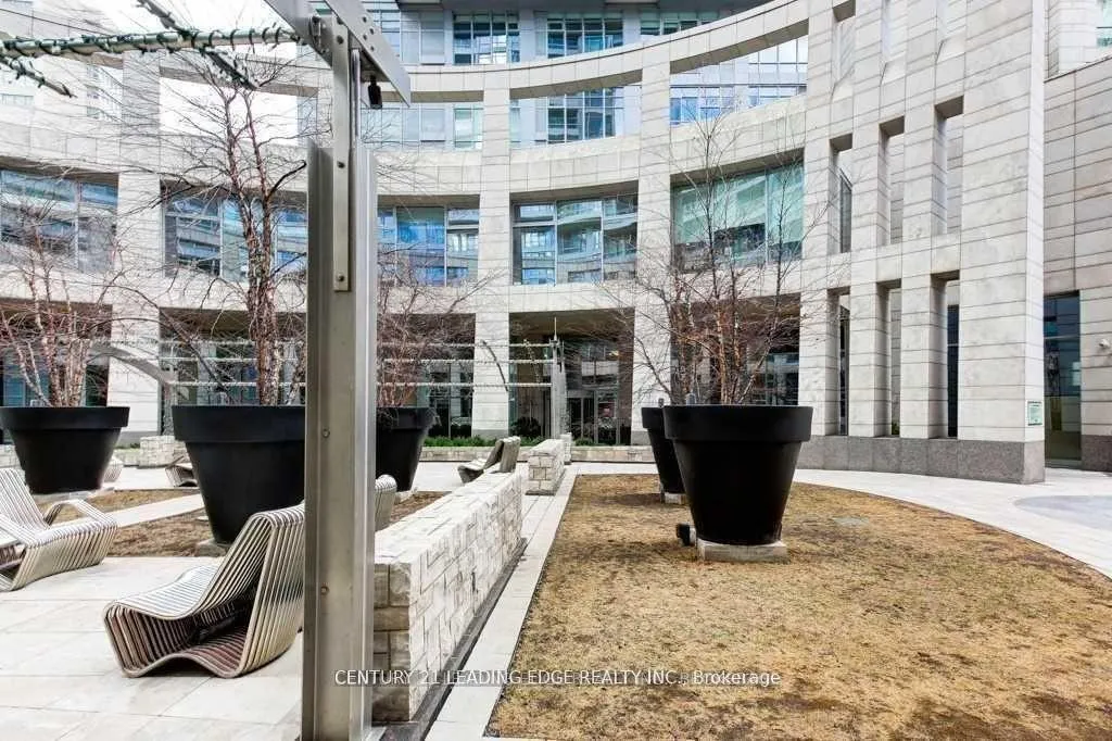 Photo 6 of Unit 1207, 2191 Yonge Street, Toronto, Mount Pleasant East — HOMEH