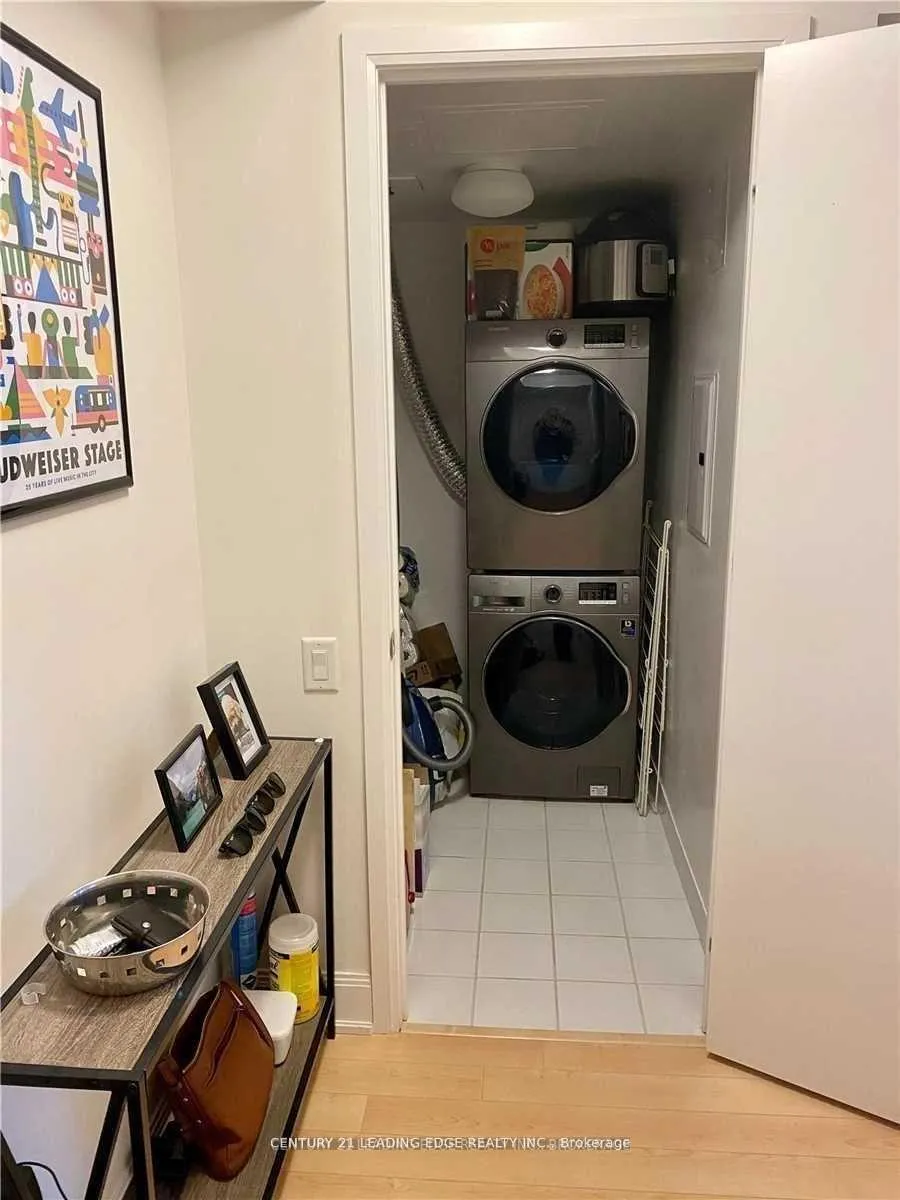 Photo 12 of Unit 1207, 2191 Yonge Street, Toronto, Mount Pleasant East — HOMEH