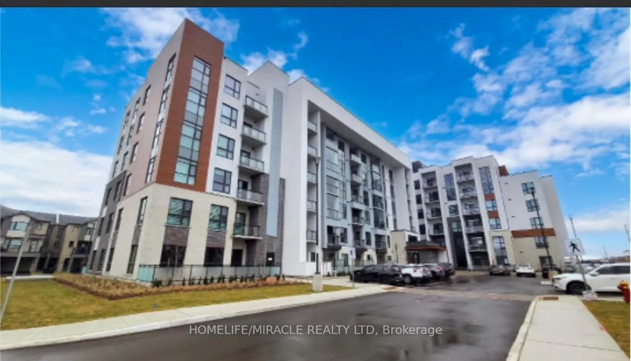 Front of Unit 116, 470 Gordon Krantz Avenue