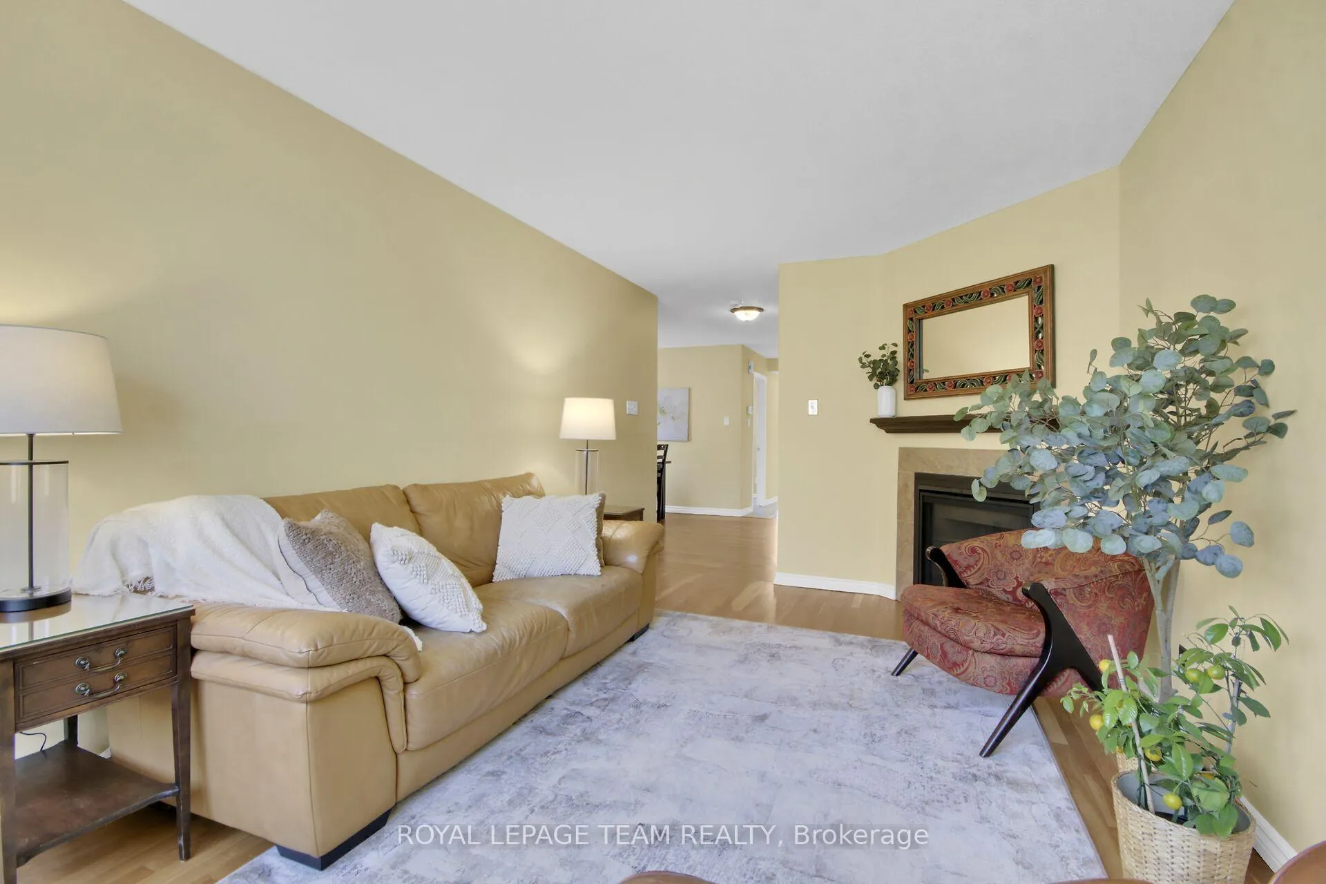 Photo 7 of 207 Beatrice Drive, Ottawa, Barrhaven - Longfields — HOMEH